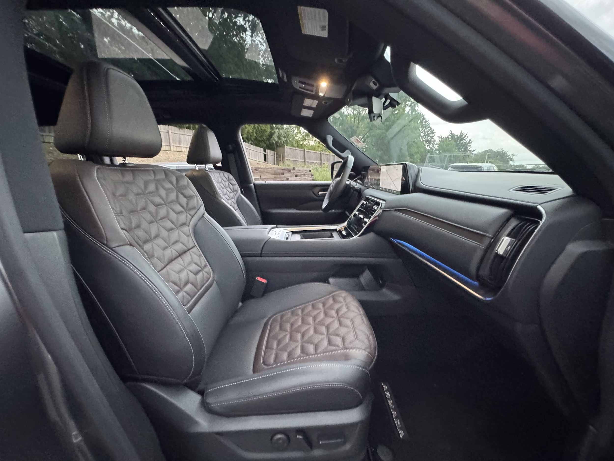 2026 Nissan Armada Platinum - Photo 27