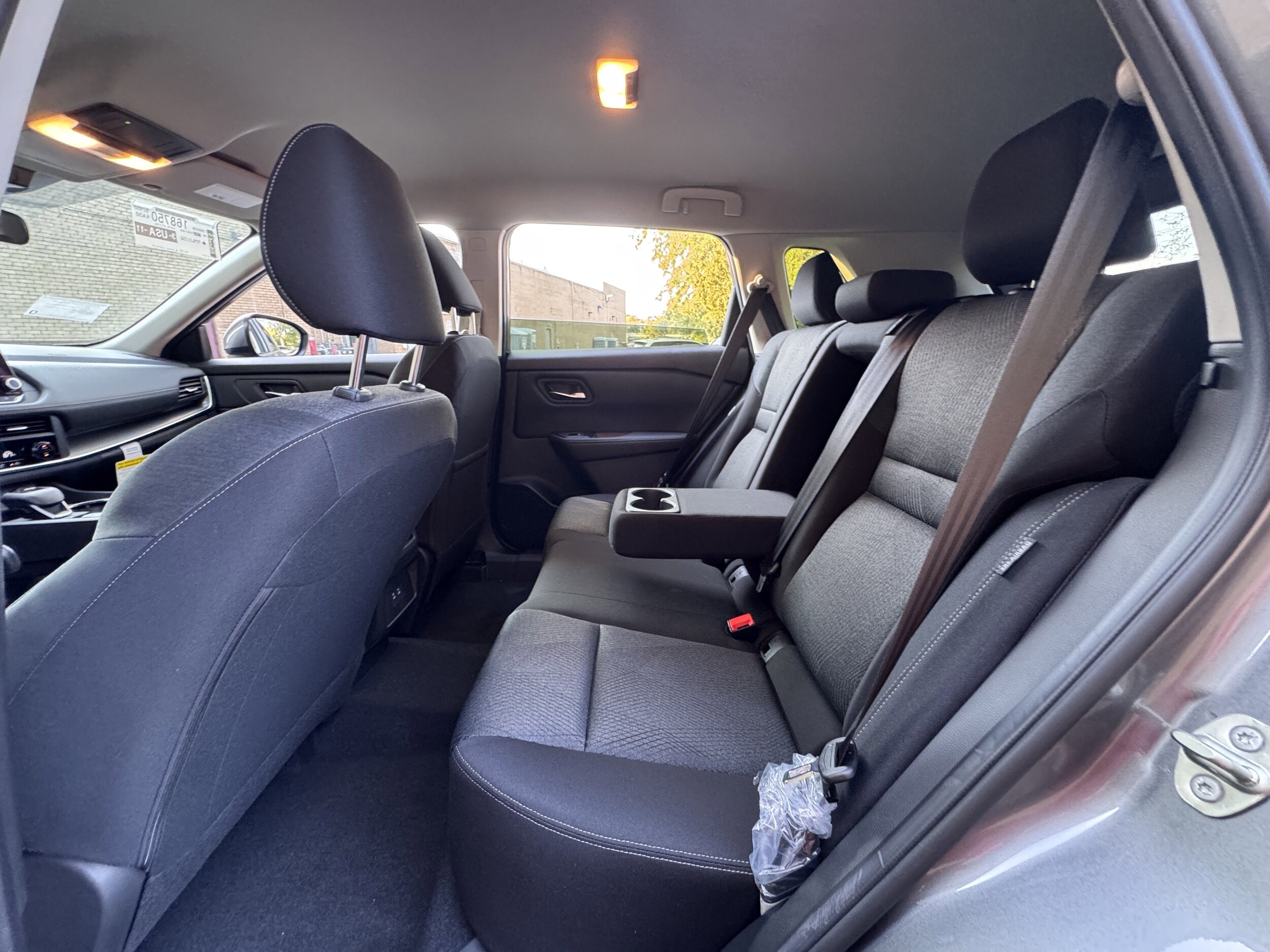 2025 Nissan Rogue SV - Photo 22