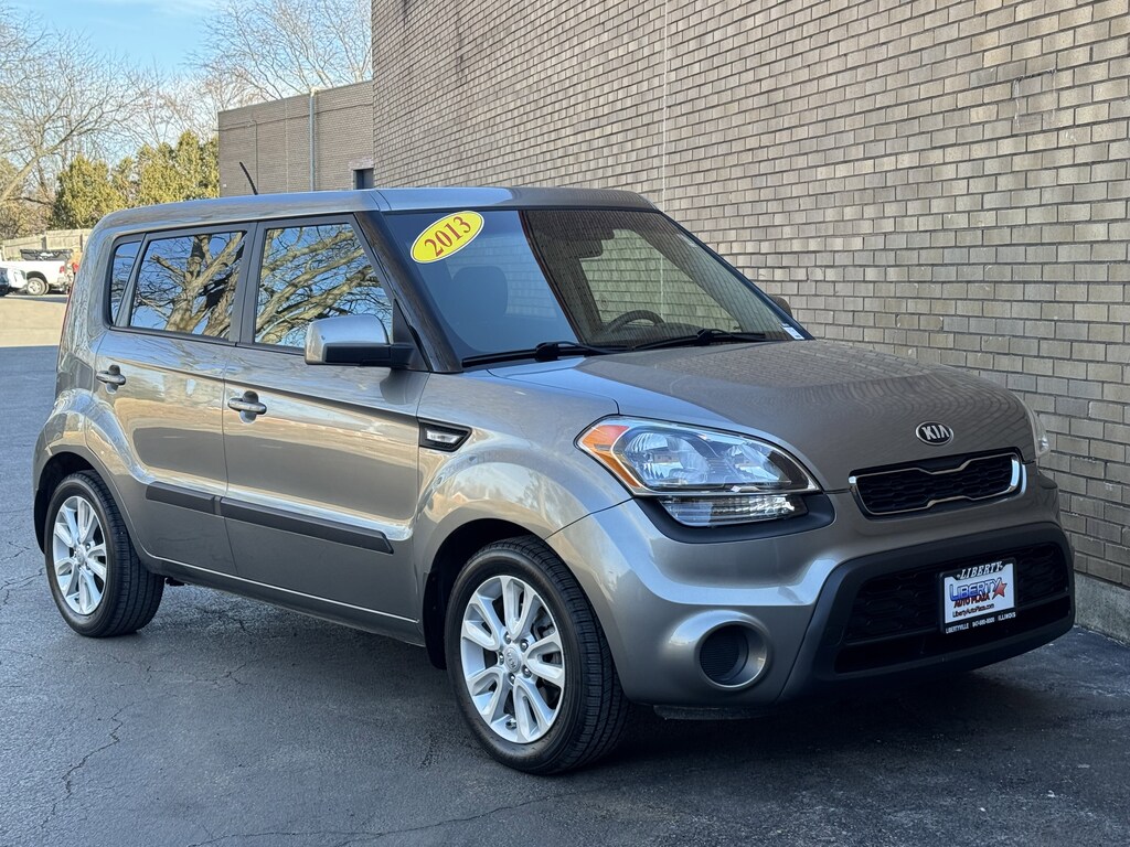 Used 2013 Kia Soul Base Hatchback