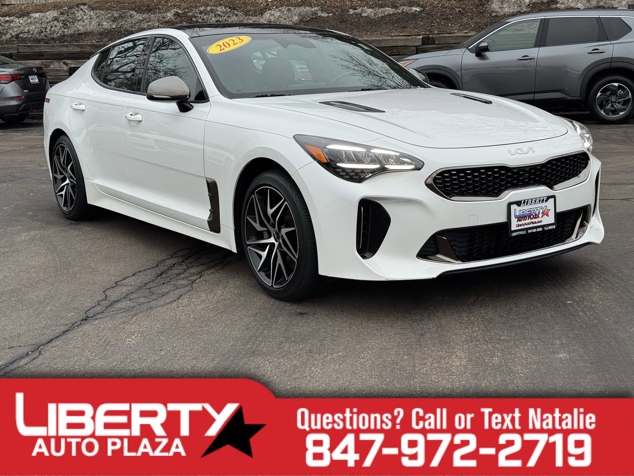 2023 Kia Stinger GT-Line's photo