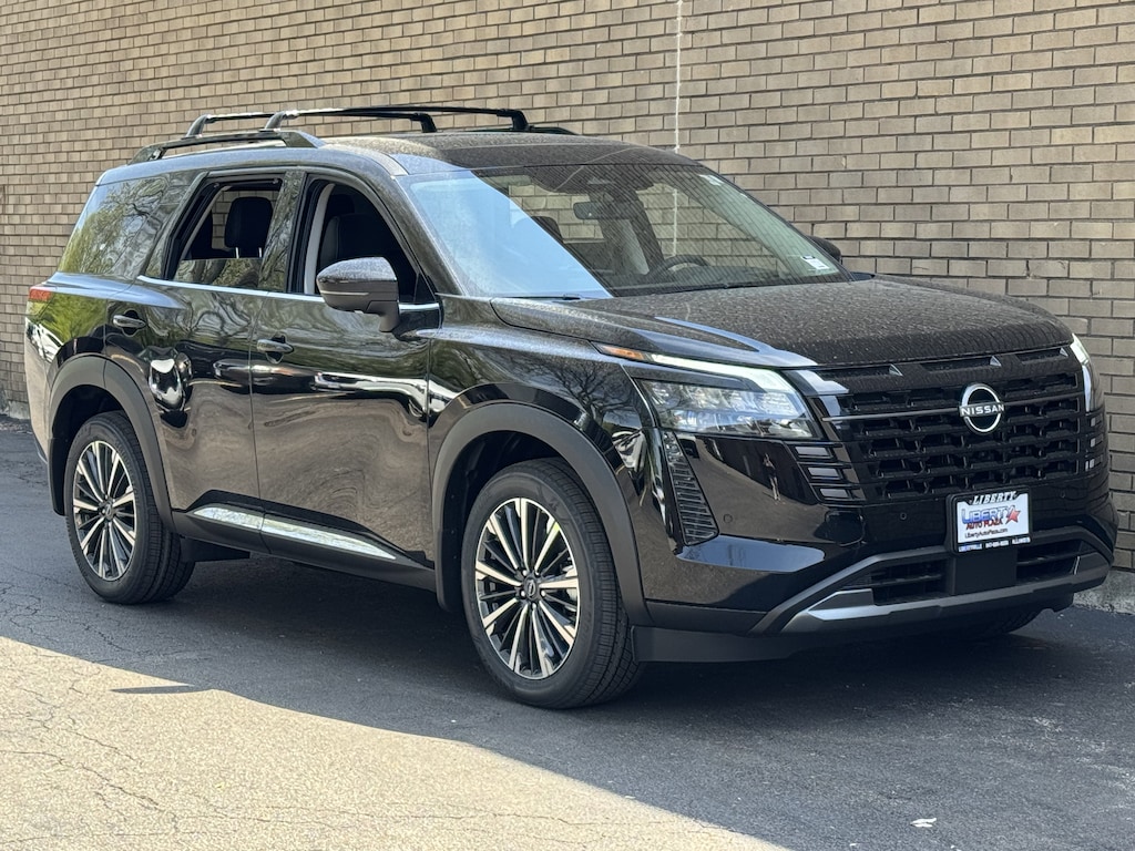New 2026 Nissan Pathfinder Platinum SUV