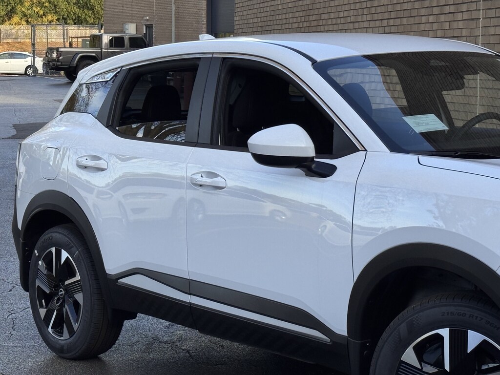 New 2025 Nissan Kicks SV SUV