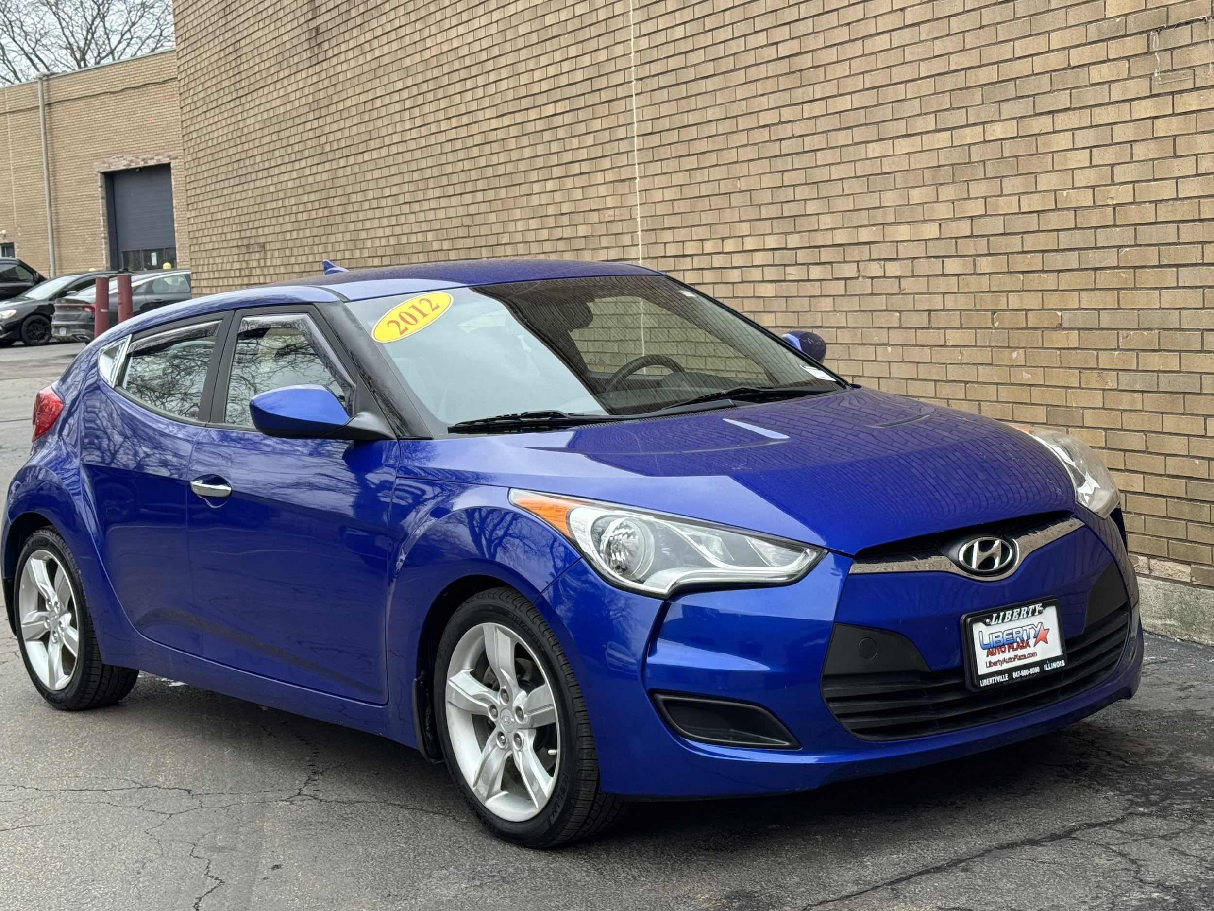 Used 2012 Hyundai Veloster Base with VIN KMHTC6AD5CU046070 for sale in Libertyville, IL