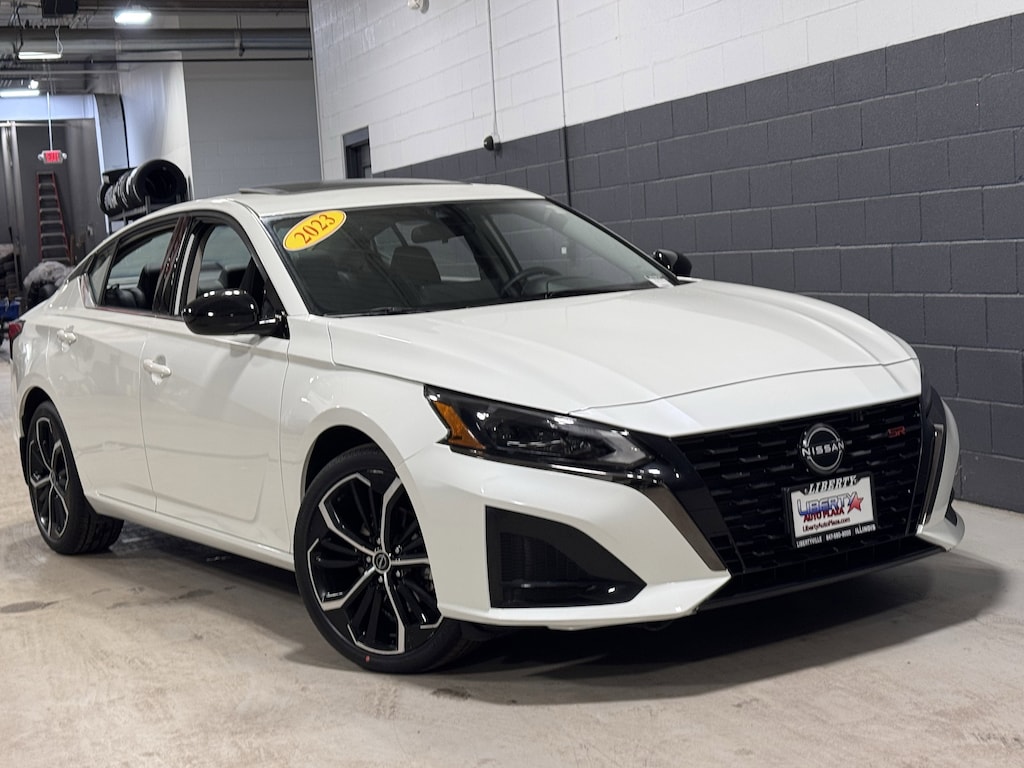 Used 2023 Nissan Altima 2.5 SR Sedan