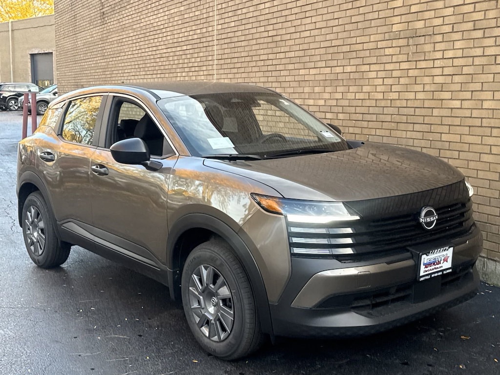 New 2025 Nissan Kicks S SUV