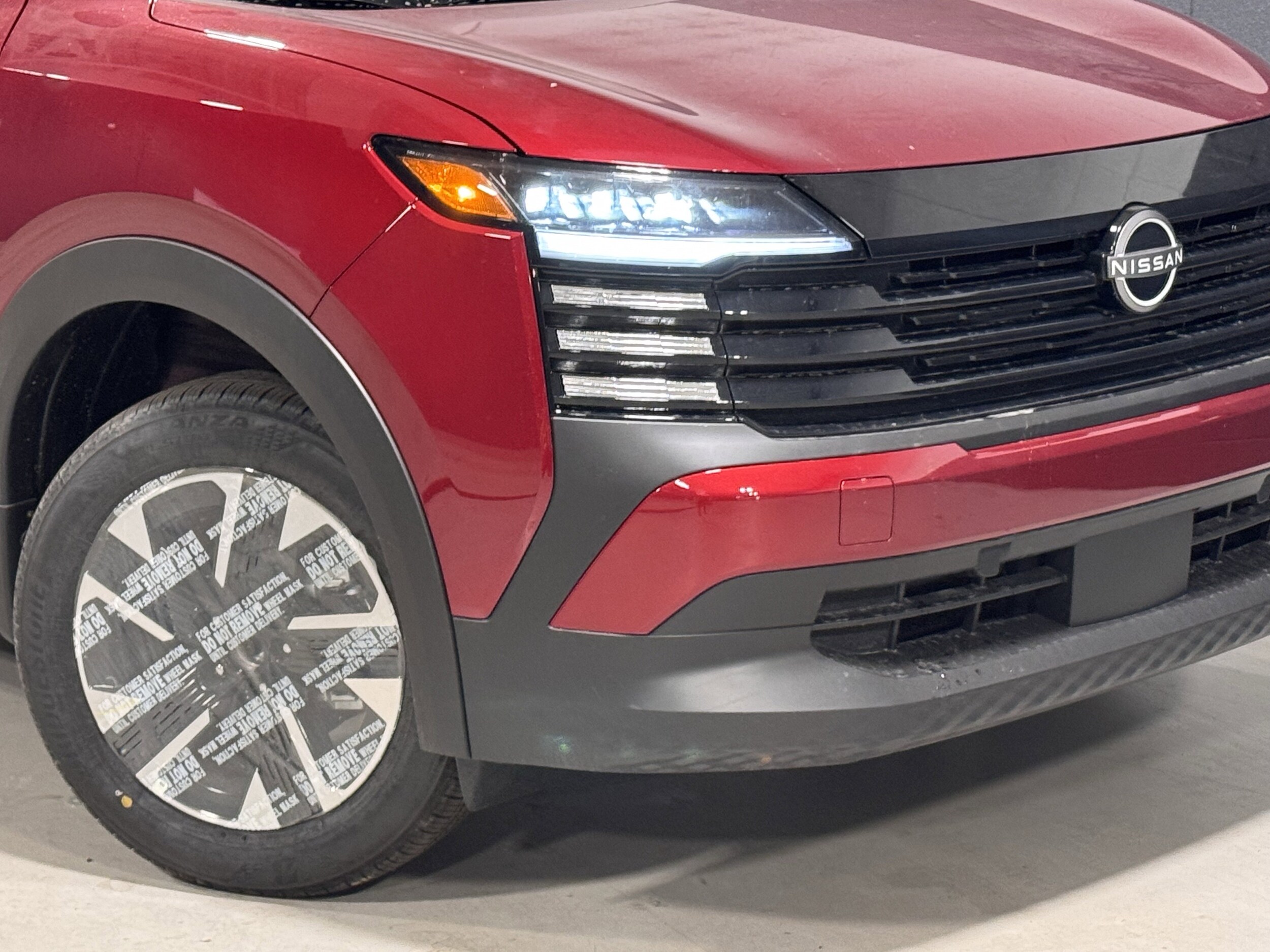 2026 Nissan Kicks SV photo 3