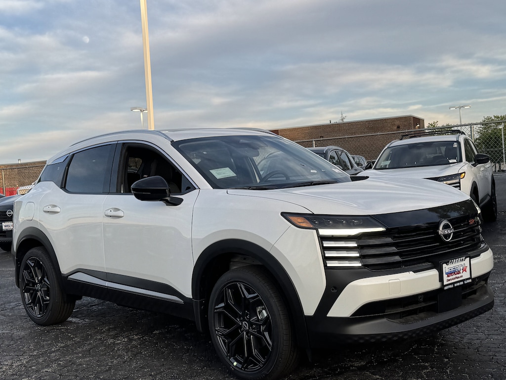New 2026 Nissan Kicks SR SUV