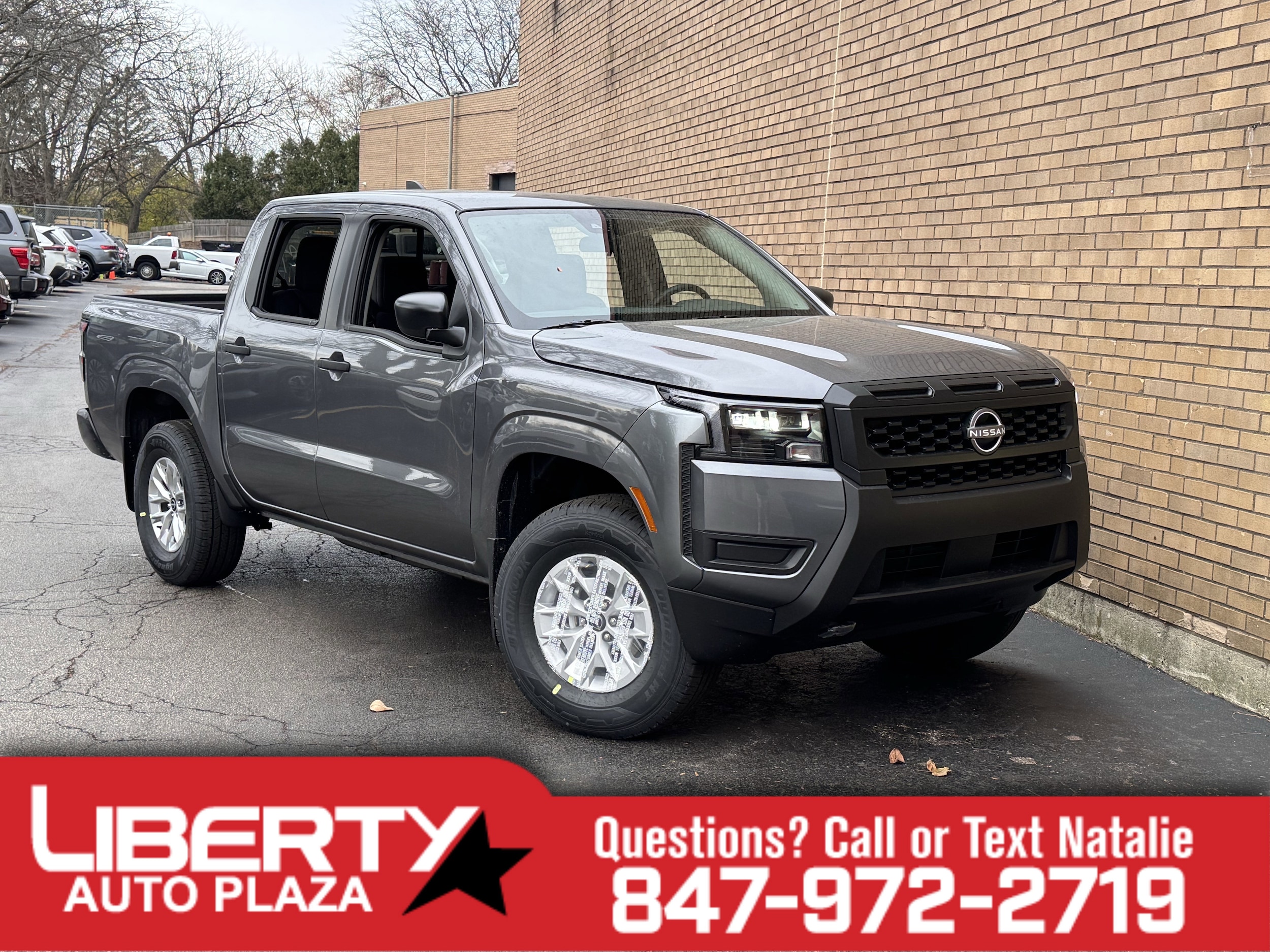 2026 Nissan Frontier S's photo