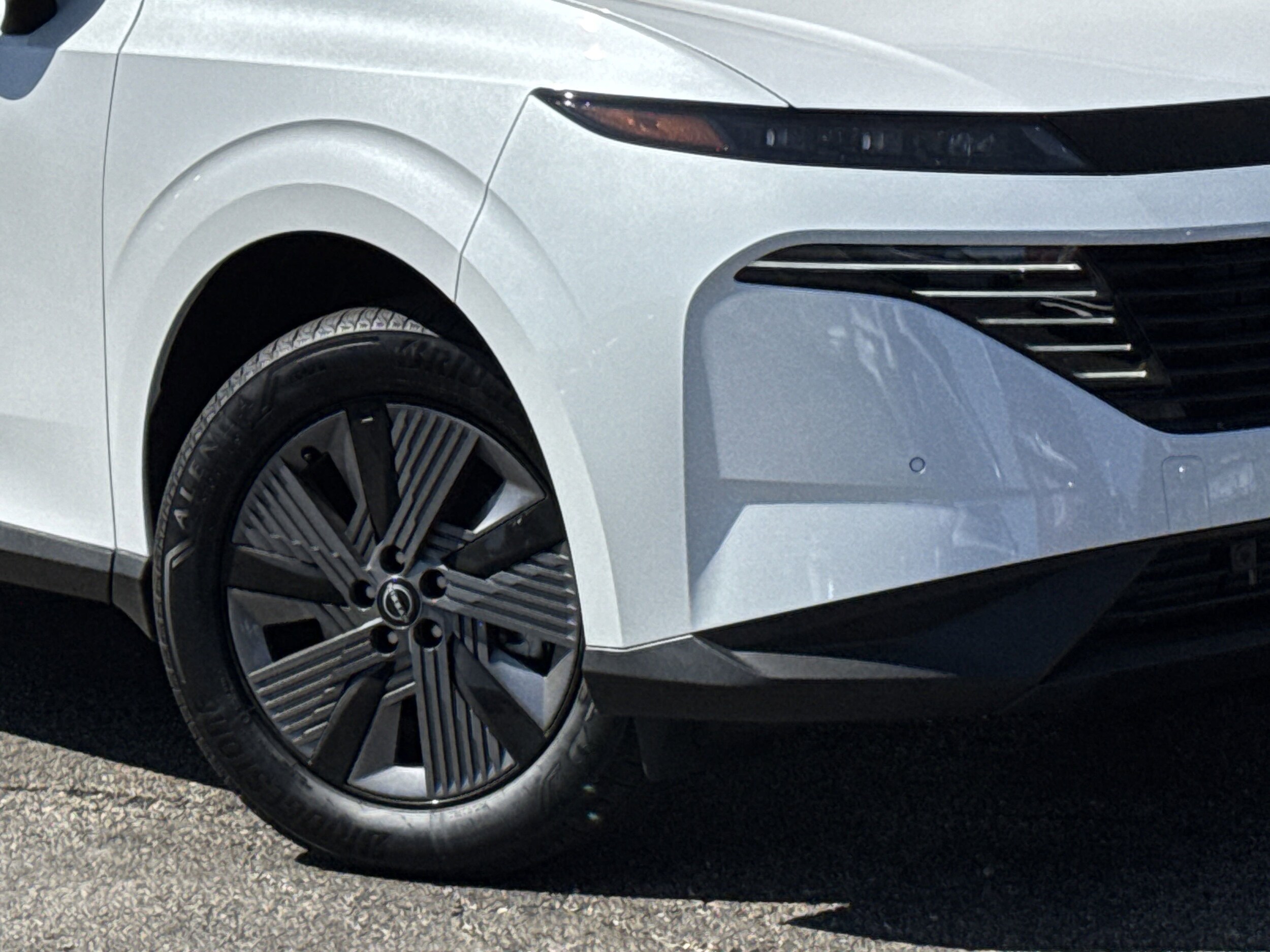 2025 Nissan Murano SL photo 3
