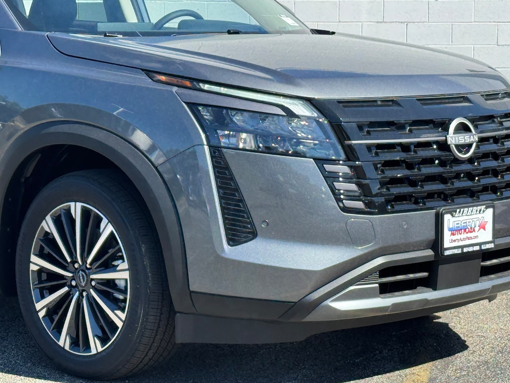 New 2026 Nissan Pathfinder Platinum SUV