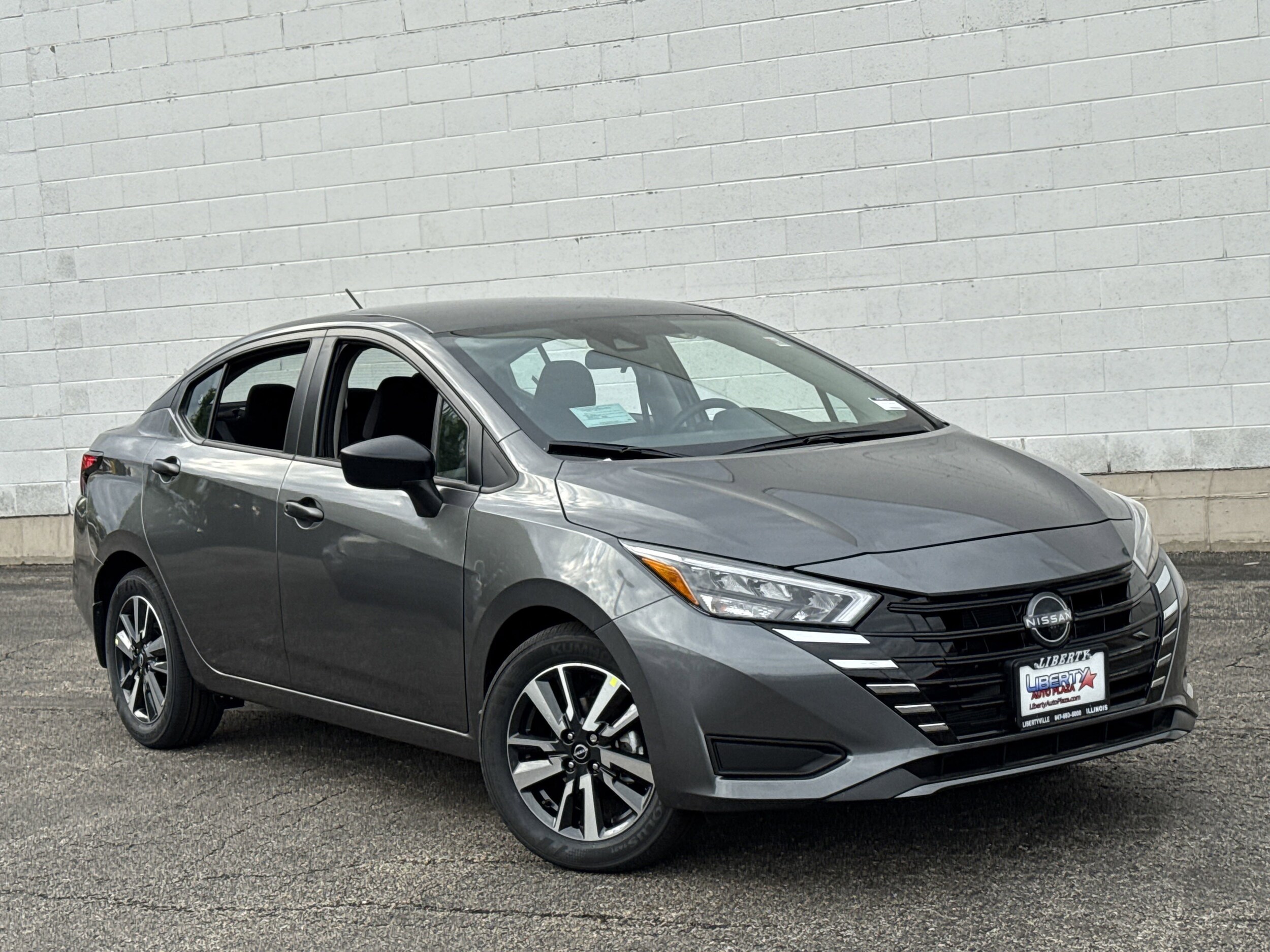 2025 Nissan Versa S photo 2