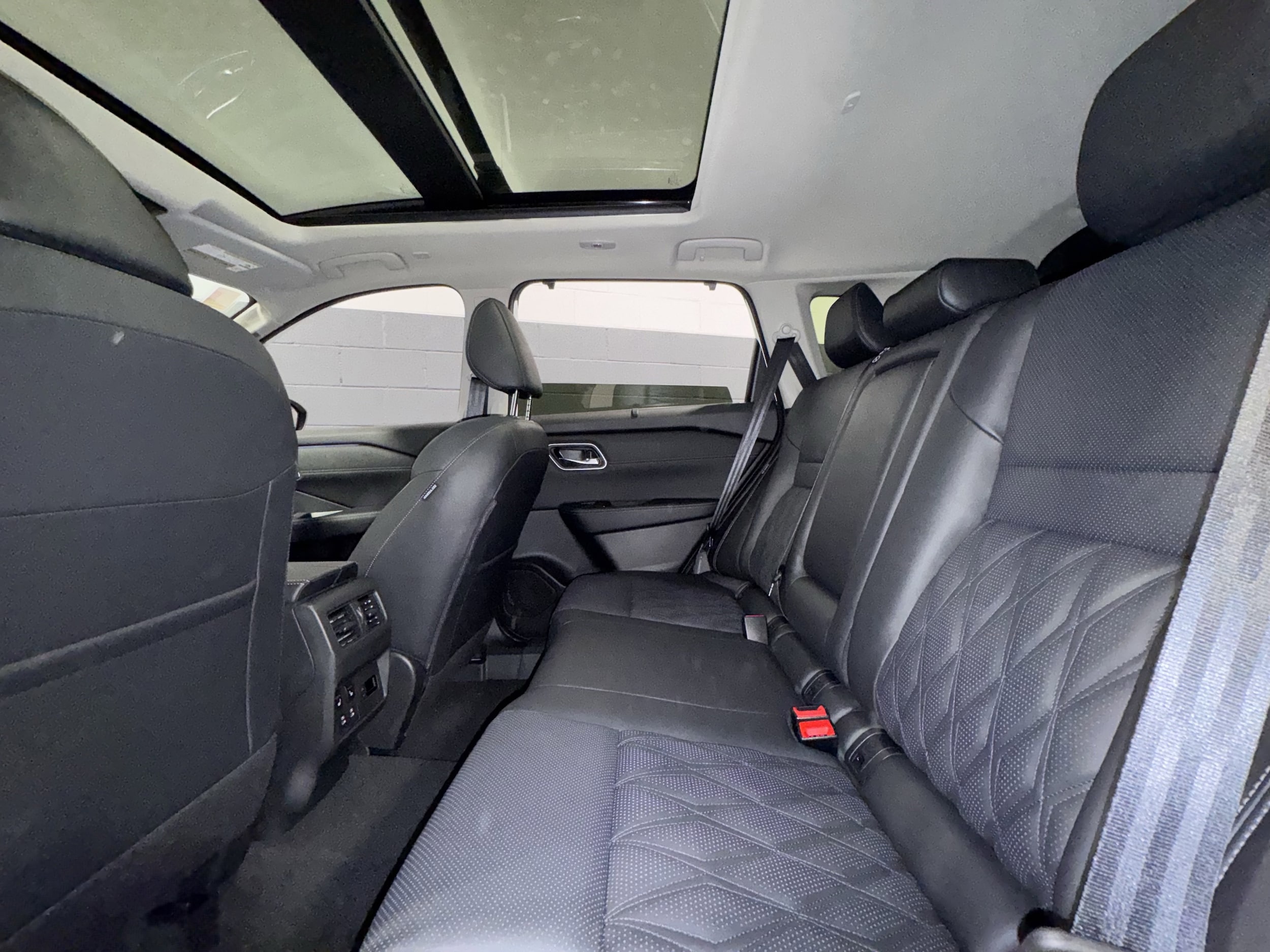 2026 Nissan Rogue Platinum - Photo 17