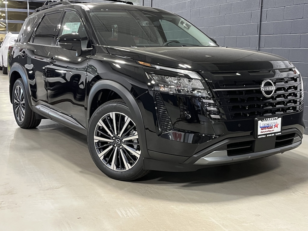 New 2026 Nissan Pathfinder Platinum SUV