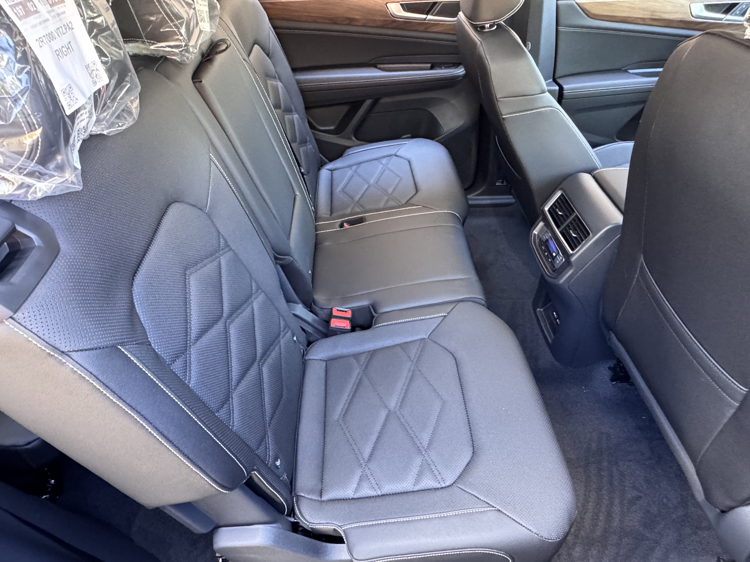 2026 Volkswagen Atlas SE - Photo 17