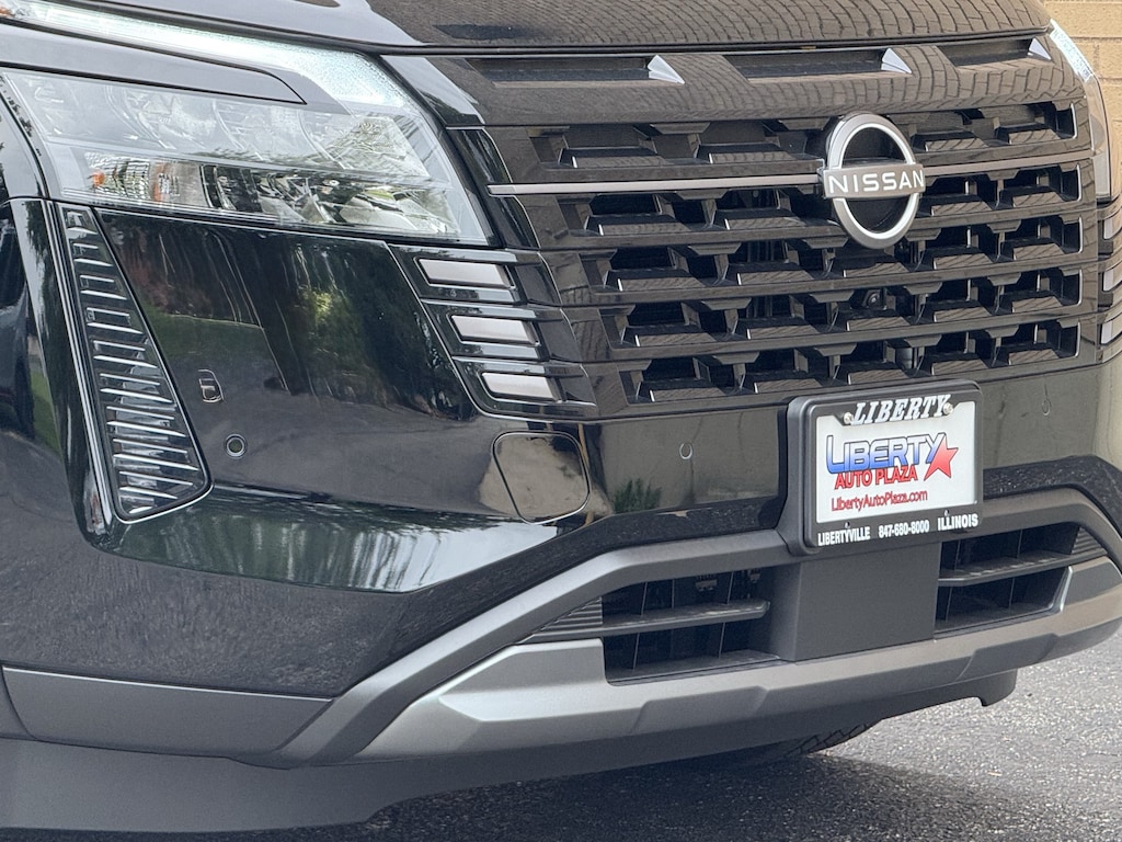 New 2026 Nissan Pathfinder Platinum SUV