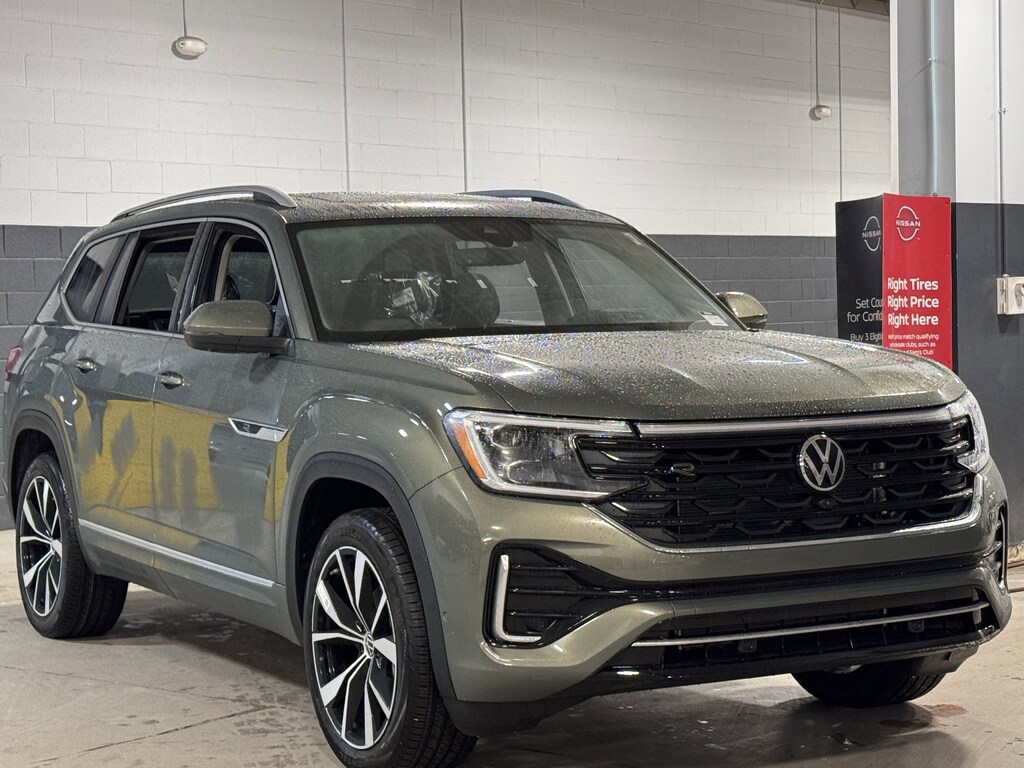 New 2026 Volkswagen Atlas 2.0T SEL Premium R-Line SUV