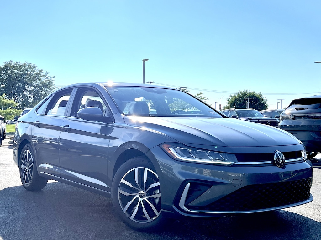 New 2026 Volkswagen Jetta 1.5T SE Sedan