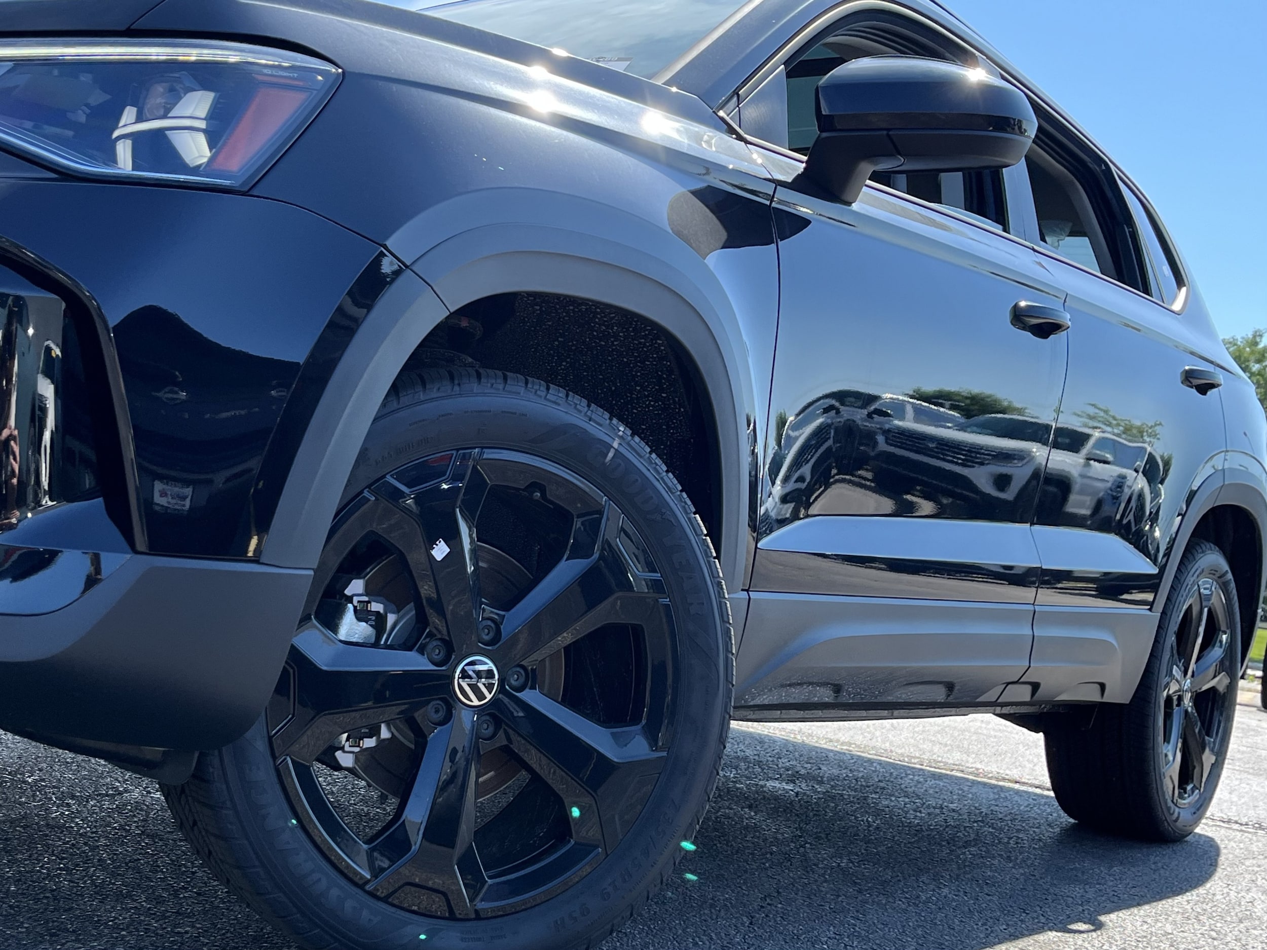 2026 Volkswagen Taos SE Black - Photo 22