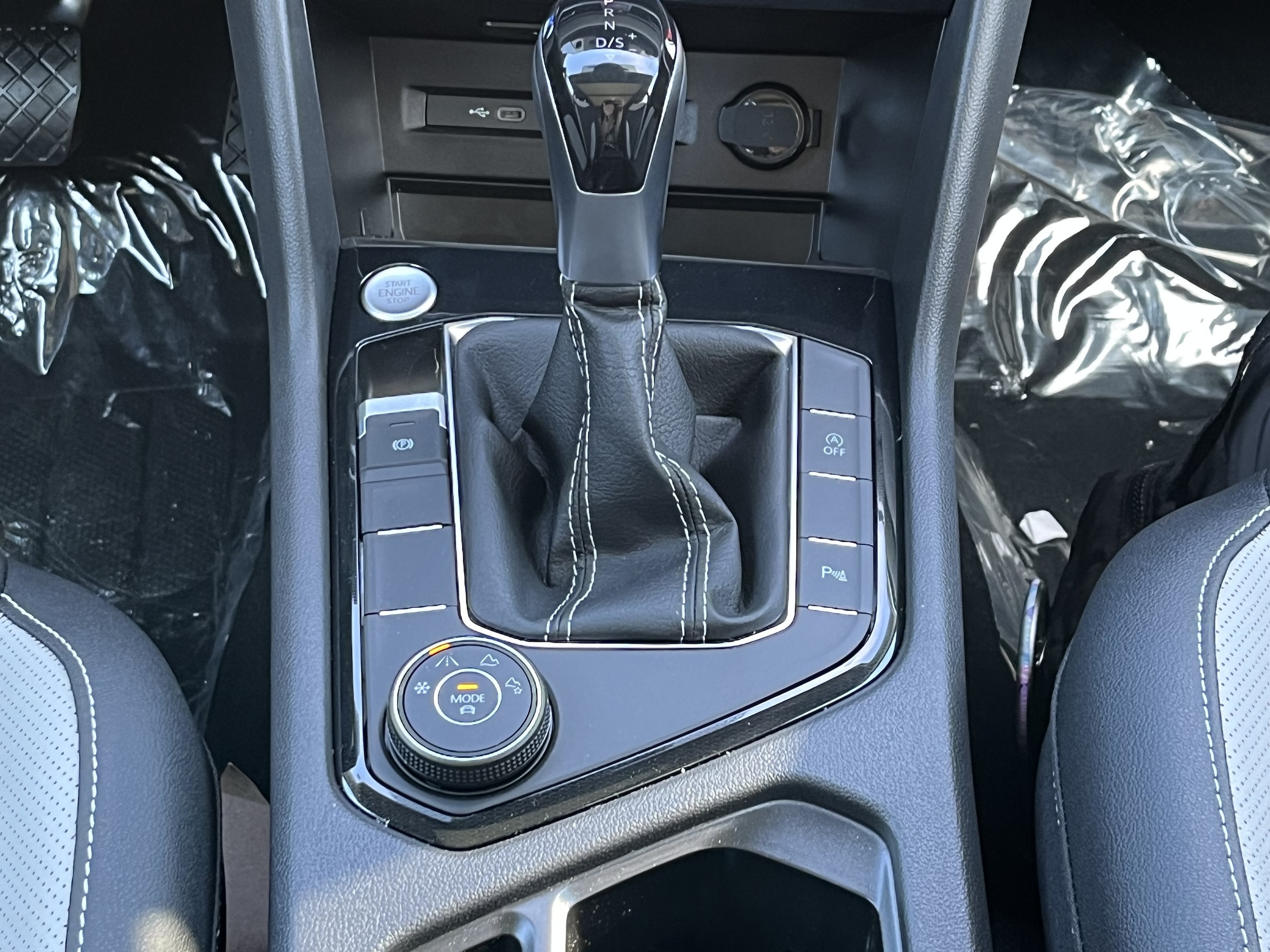 2026 Volkswagen Taos SEL - Photo 14