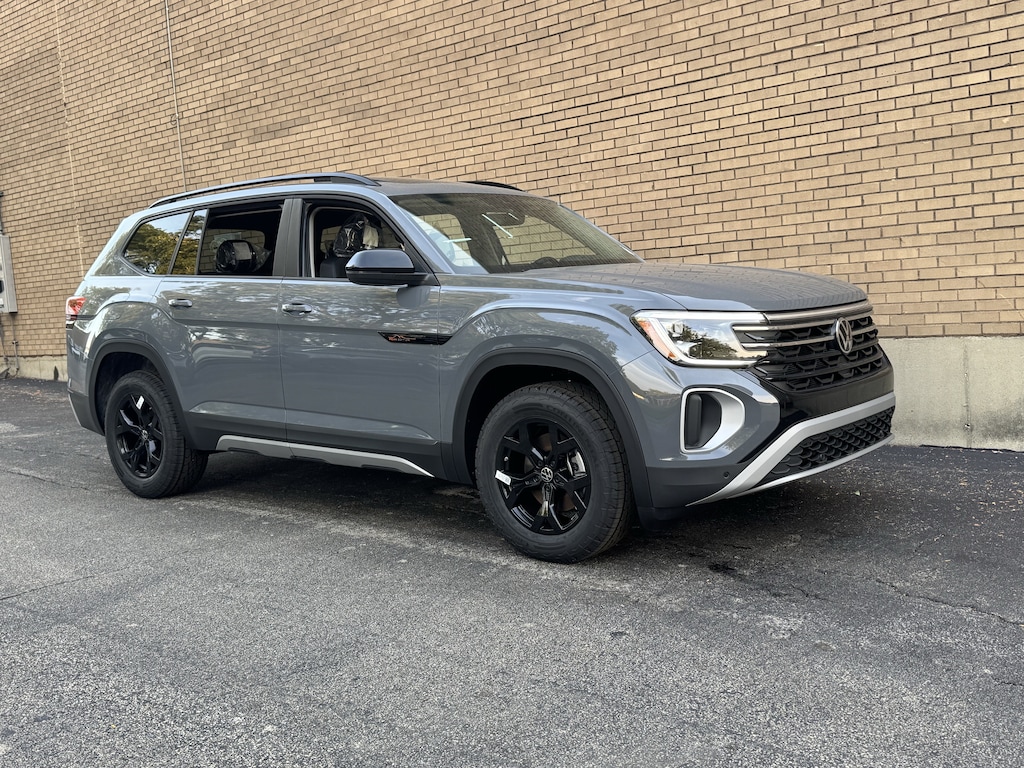New 2026 Volkswagen Atlas Peak Edition SUV