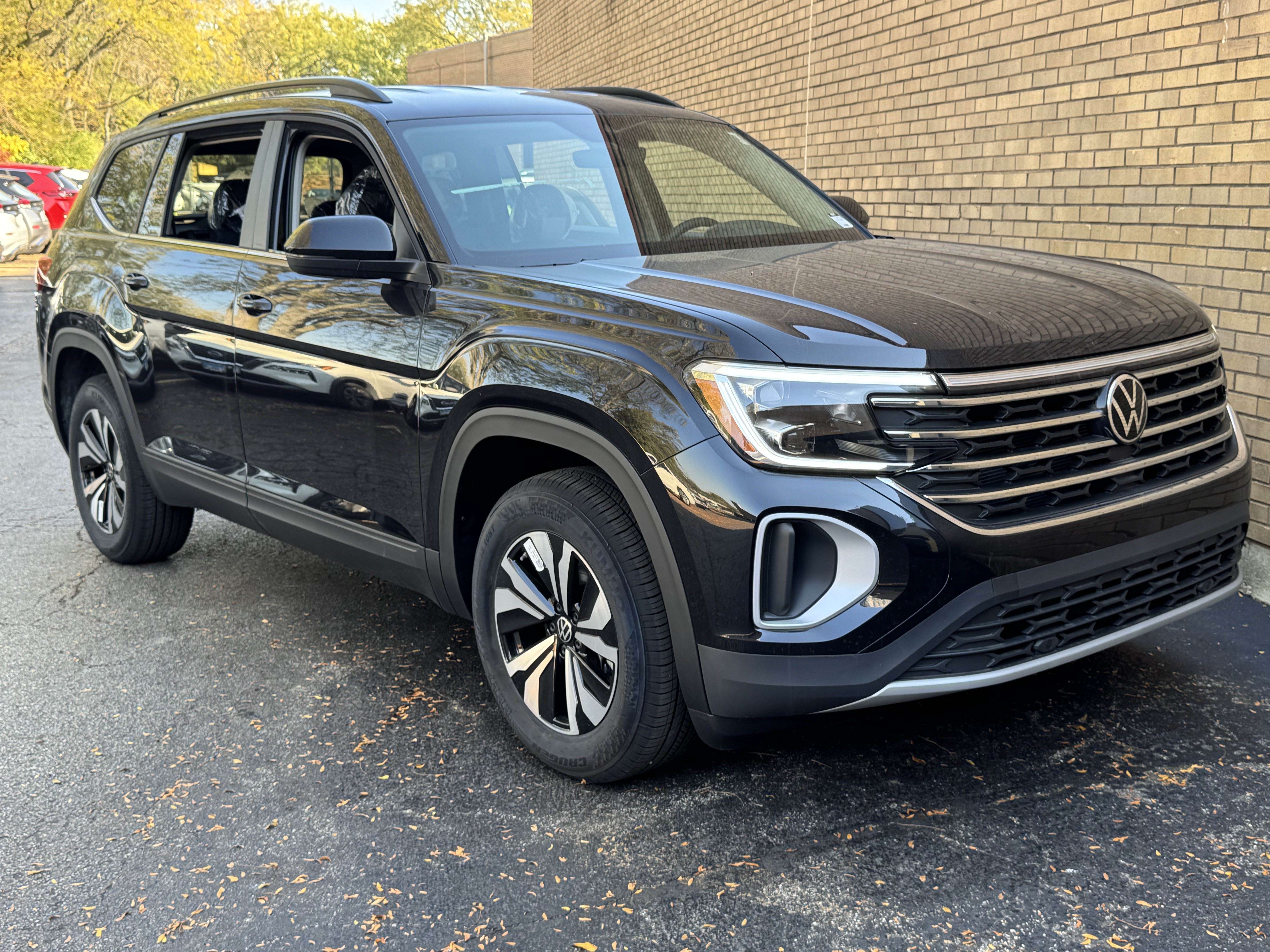 New 2026 Volkswagen Atlas SE SUV
