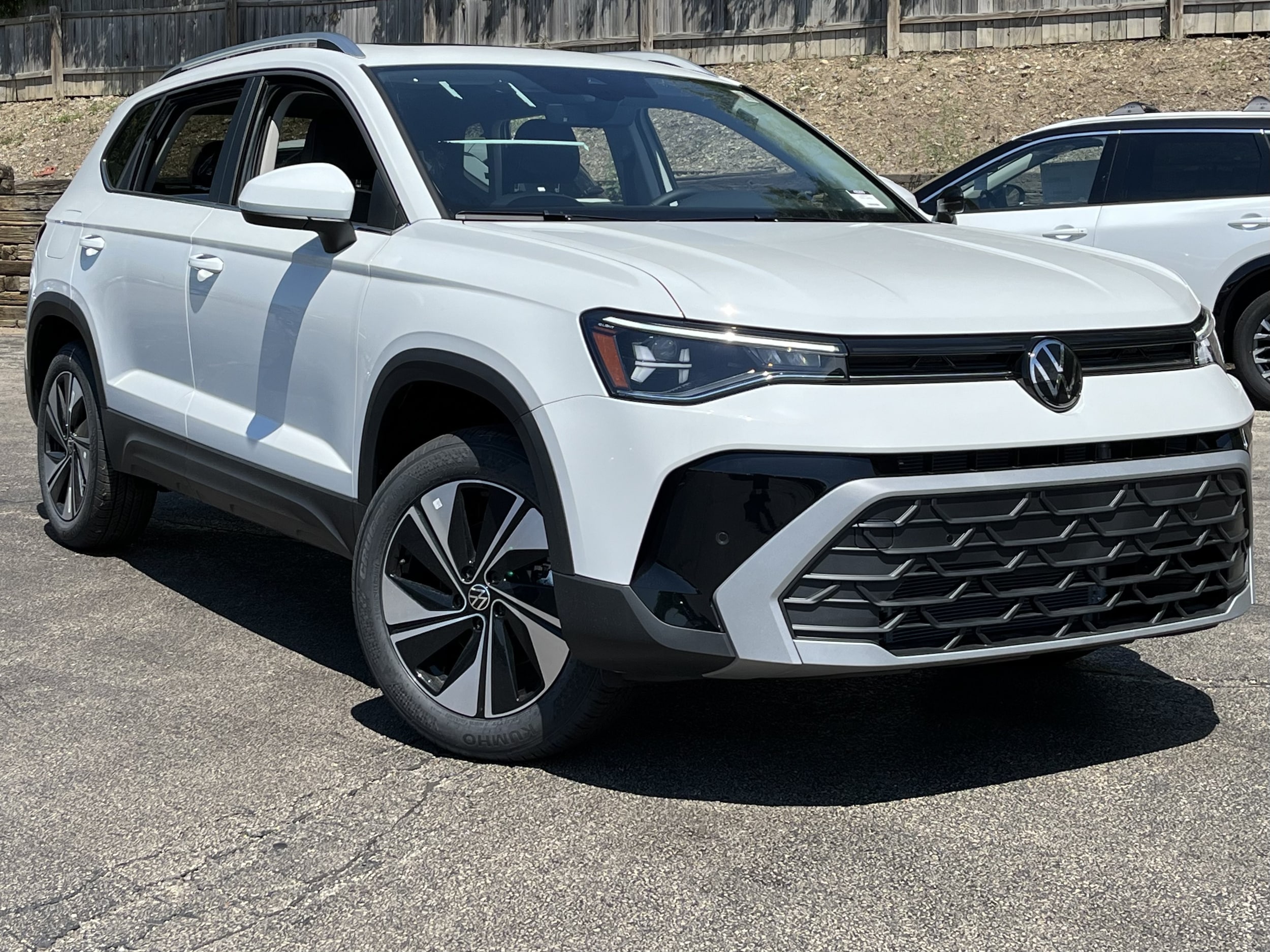 2026 Volkswagen Taos