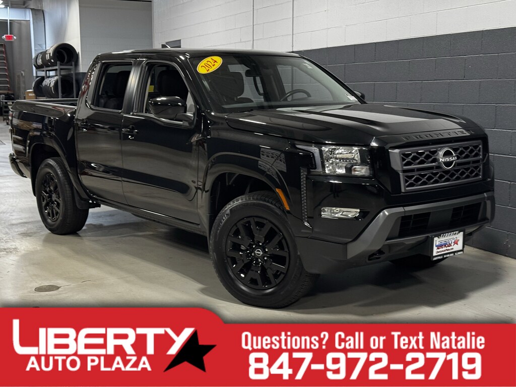 Used 2024 Nissan Frontier SV Truck Crew Cab