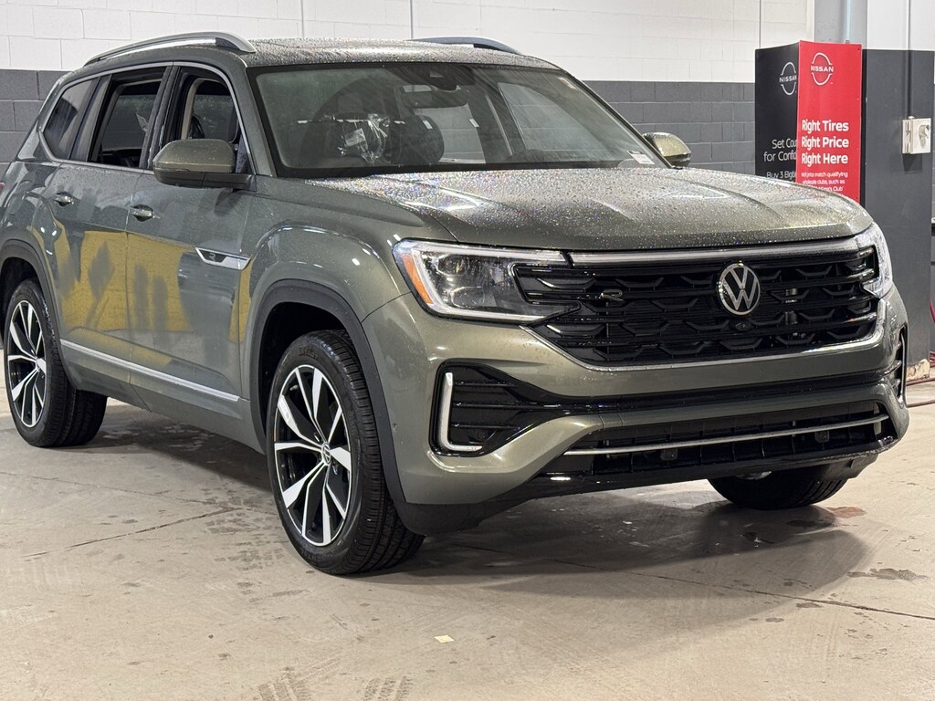 New 2026 Volkswagen Atlas 2.0T SEL Premium R-Line SUV
