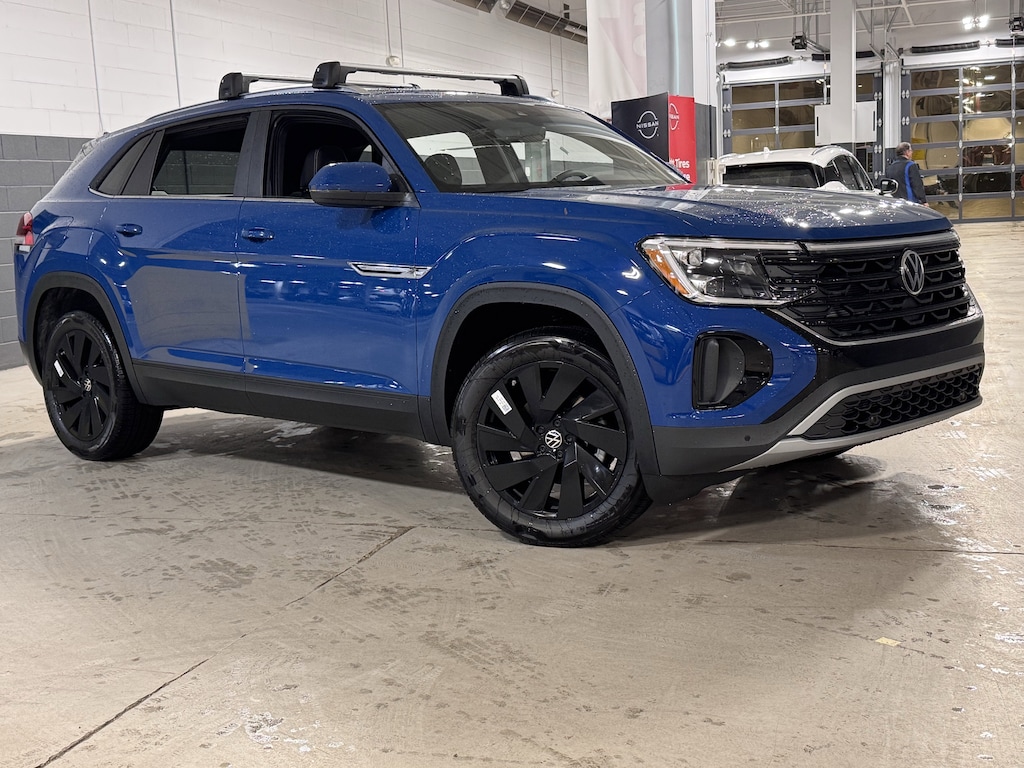 New 2026 Volkswagen Atlas Cross Sport 2.0T SE w/Technology SUV