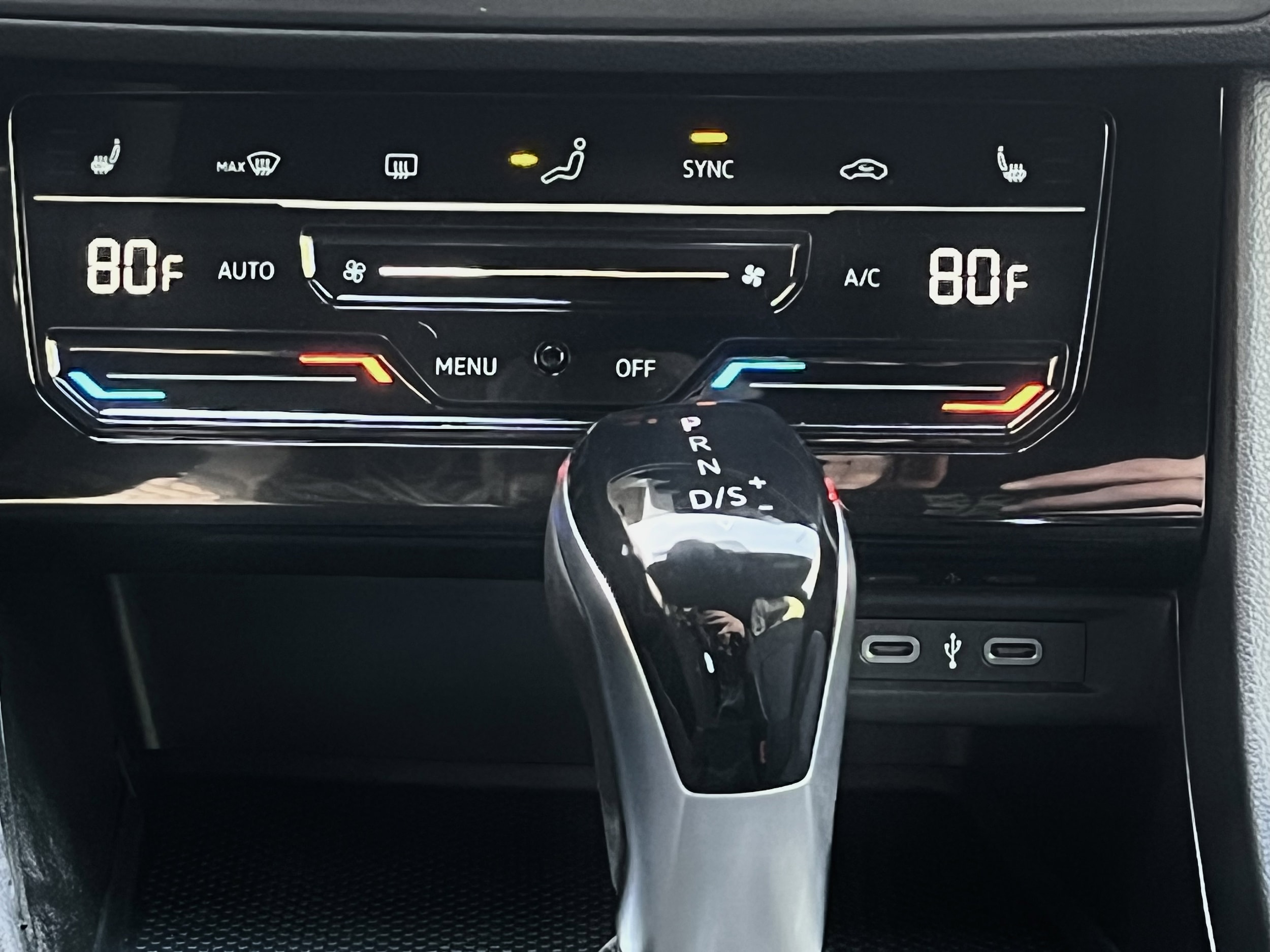 2026 Volkswagen Jetta Sport - Photo 10