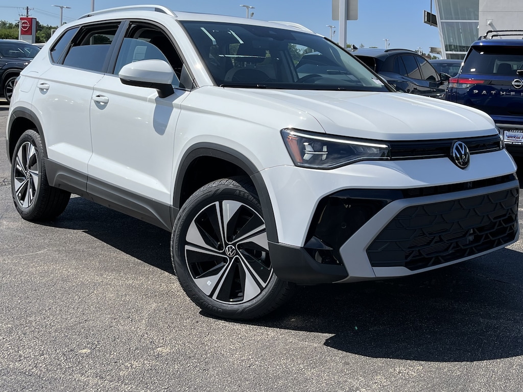 New 2026 Volkswagen Taos 1.5T SE SUV