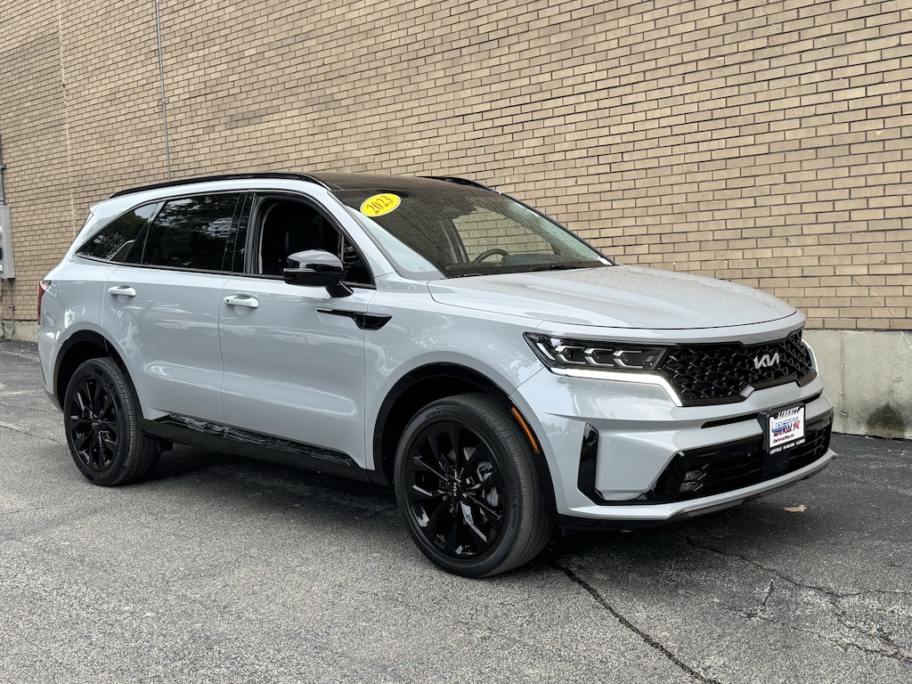 Used 2023 Kia Sorento SX SUV