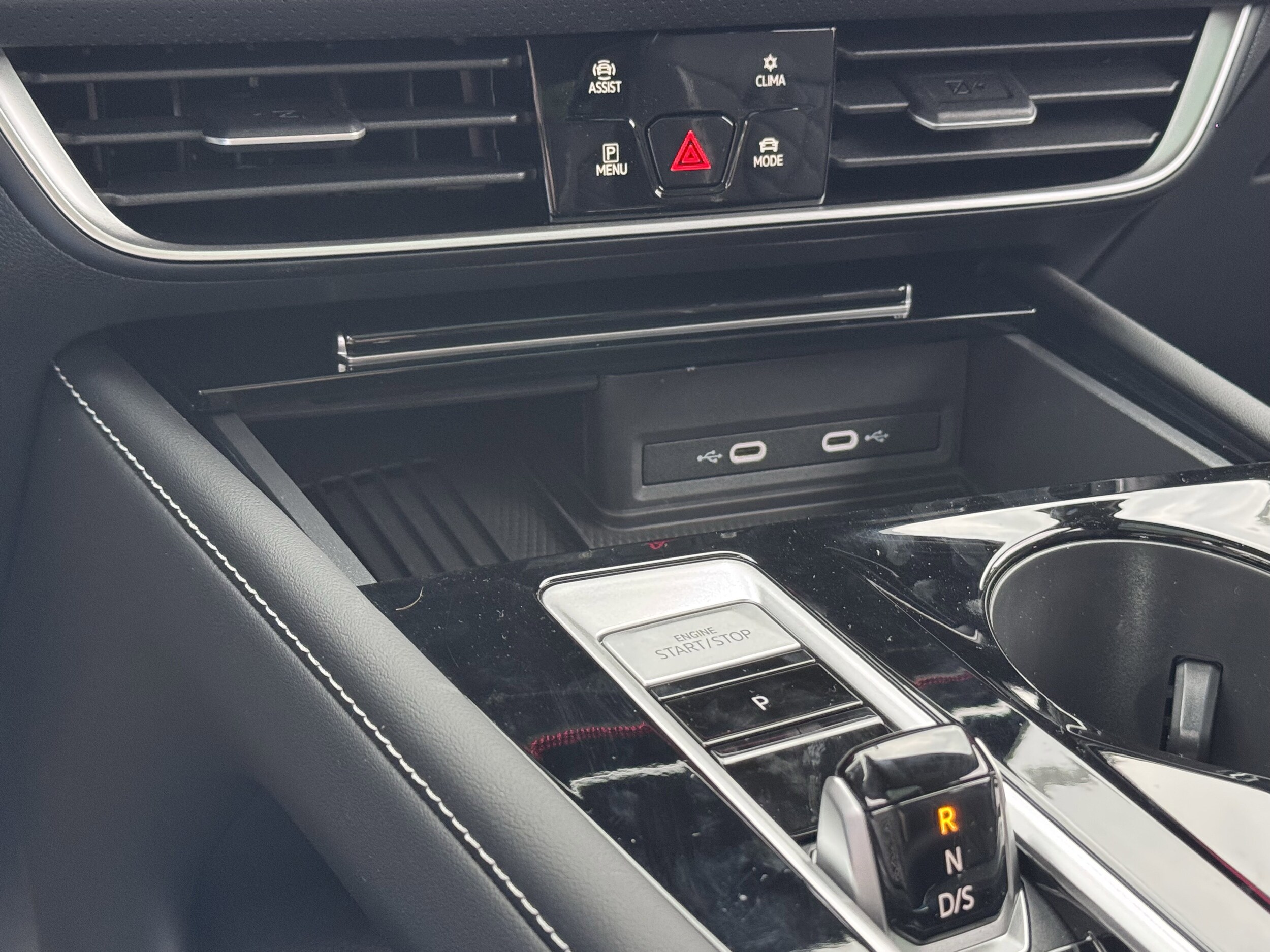 2026 Volkswagen Atlas SEL Premium R-Line - Photo 39
