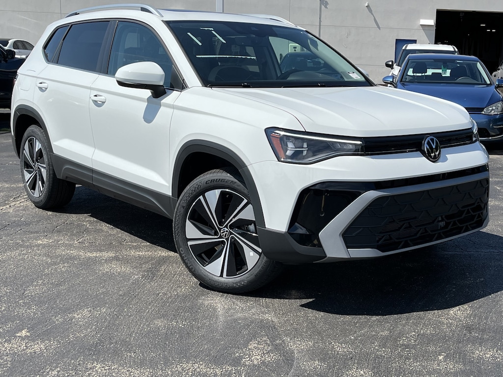 New 2026 Volkswagen Taos 1.5T SE SUV