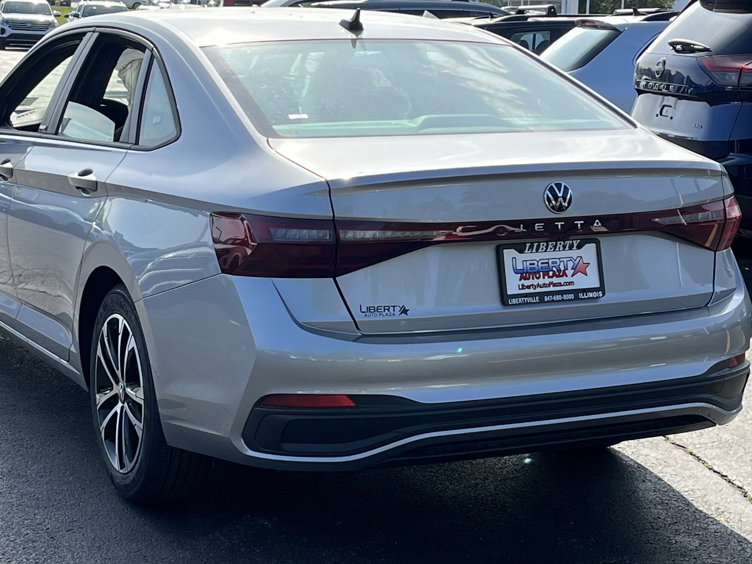 2026 Volkswagen Jetta Sport - Photo 16