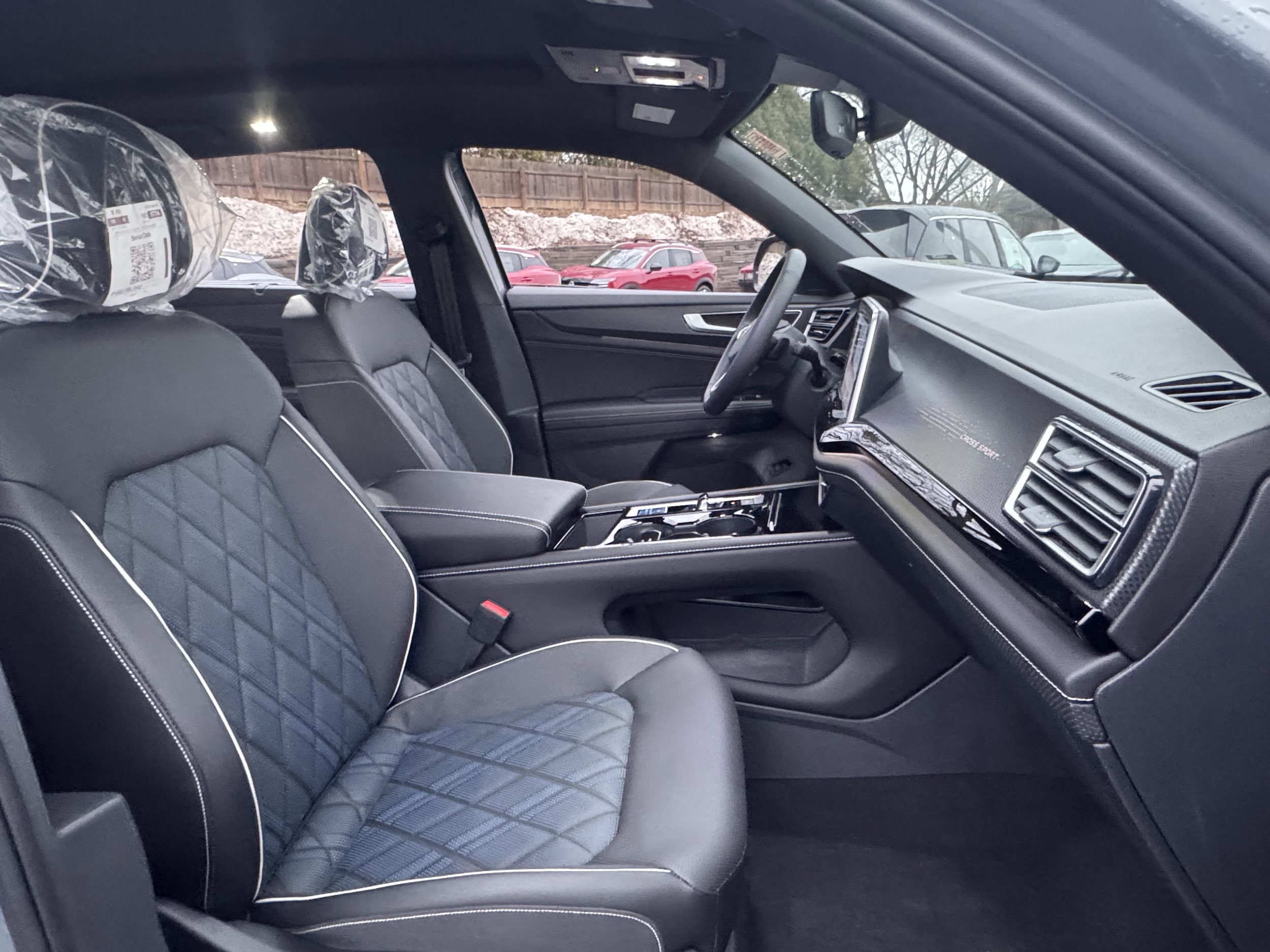2026 Volkswagen Atlas Cross Sport SEL Premium R-LINE - Photo 6
