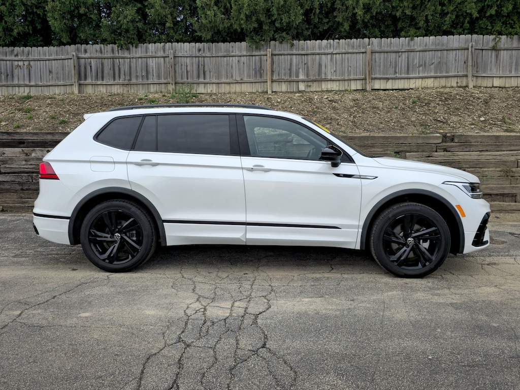 Used 2023 Volkswagen Tiguan 2.0T SE R-Line Black SUV