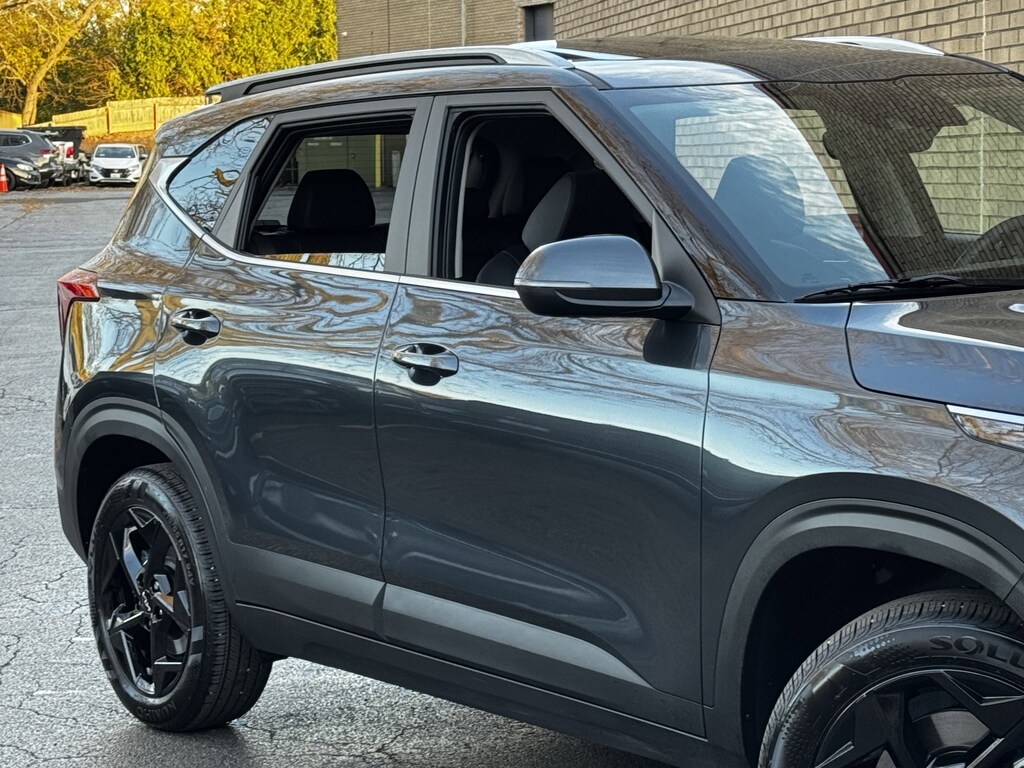 Used 2026 Kia Seltos EX SUV