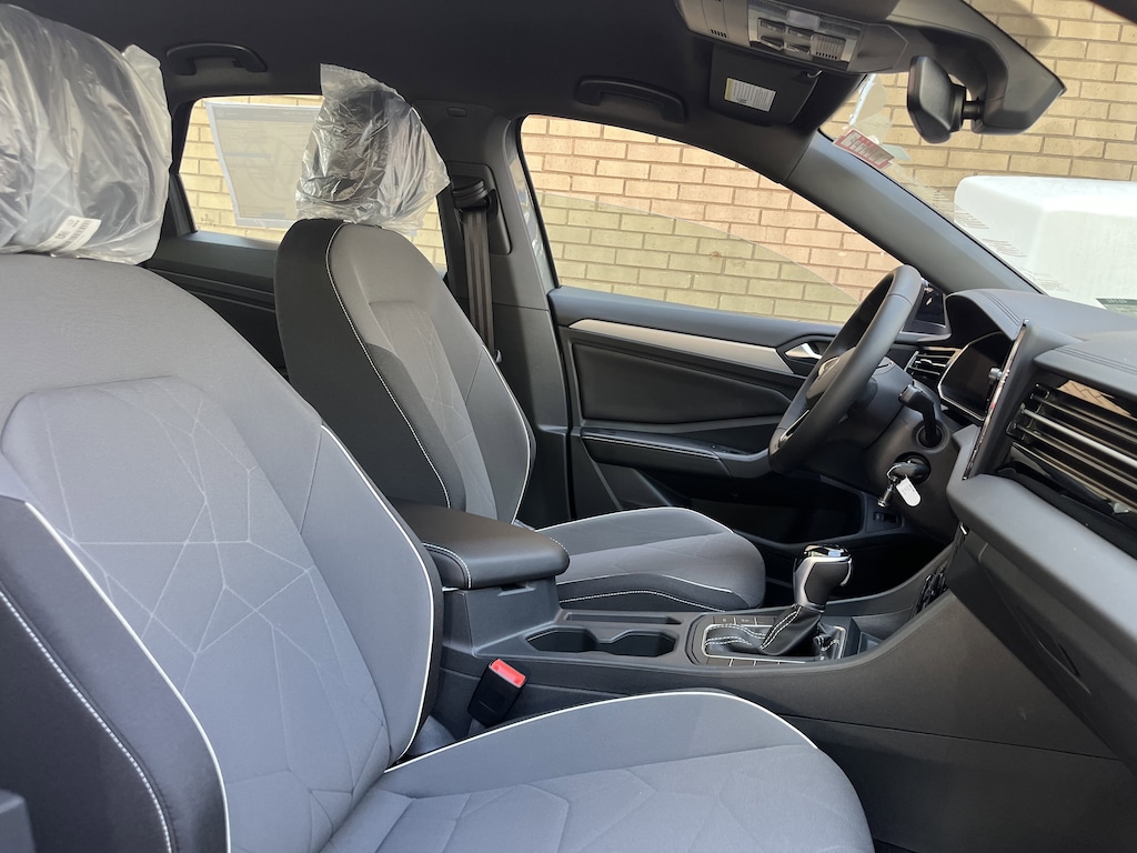 New 2026 Volkswagen Jetta 1.5T Sport Sedan