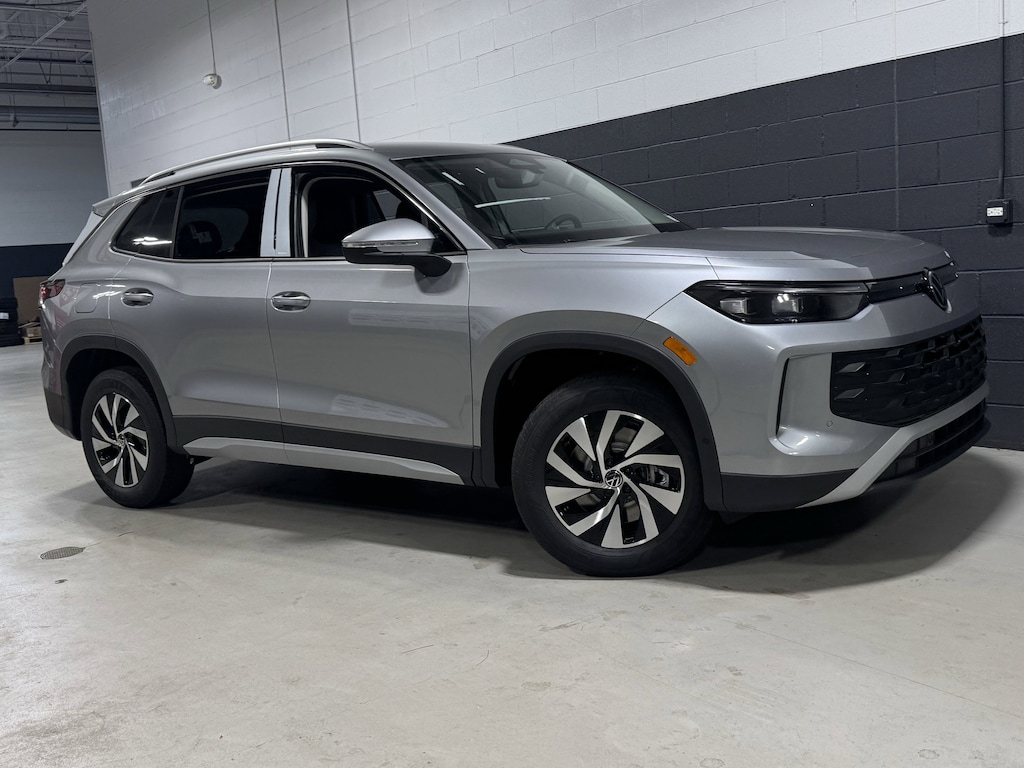 New 2025 Volkswagen Tiguan 2.0T S SUV