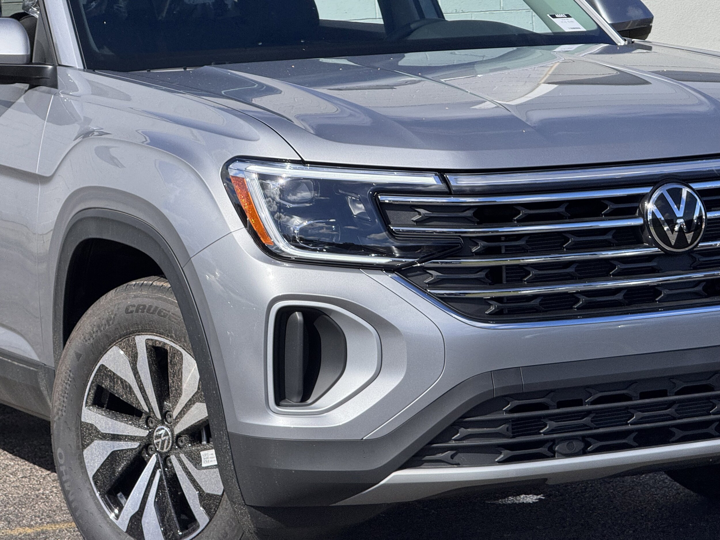 2026 Volkswagen Atlas SE Technology photo 3