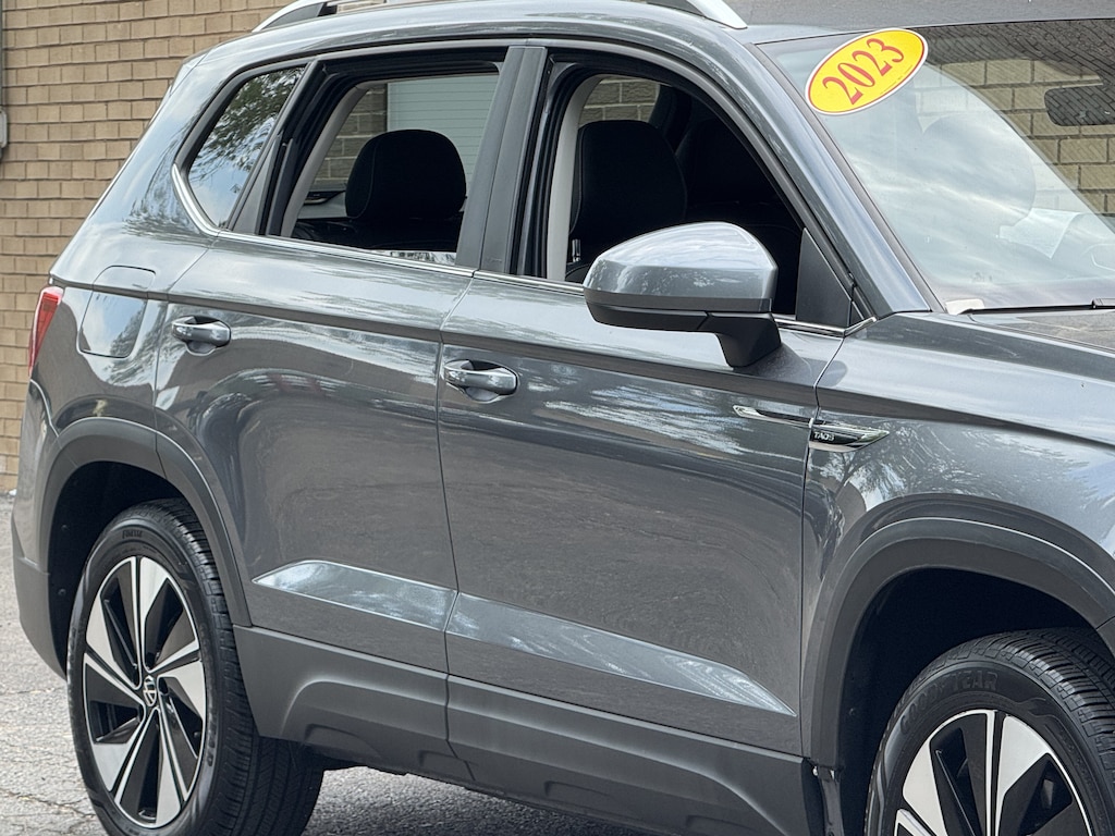Used 2023 Volkswagen Taos 1.5T SE SUV