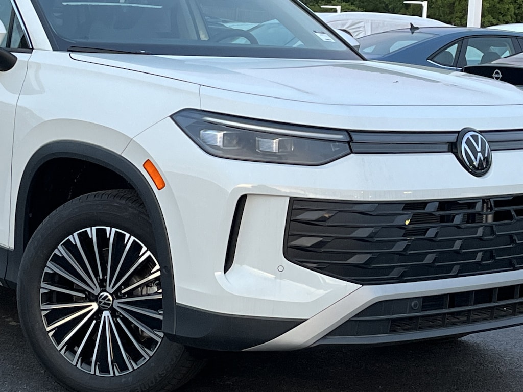 New 2026 Volkswagen Tiguan 2.0T S SUV