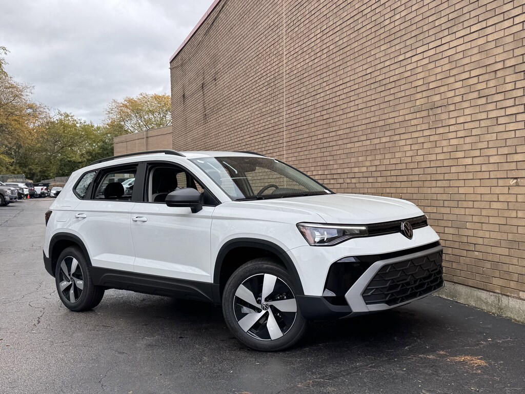 New 2025 Volkswagen Taos 1.5T S SUV