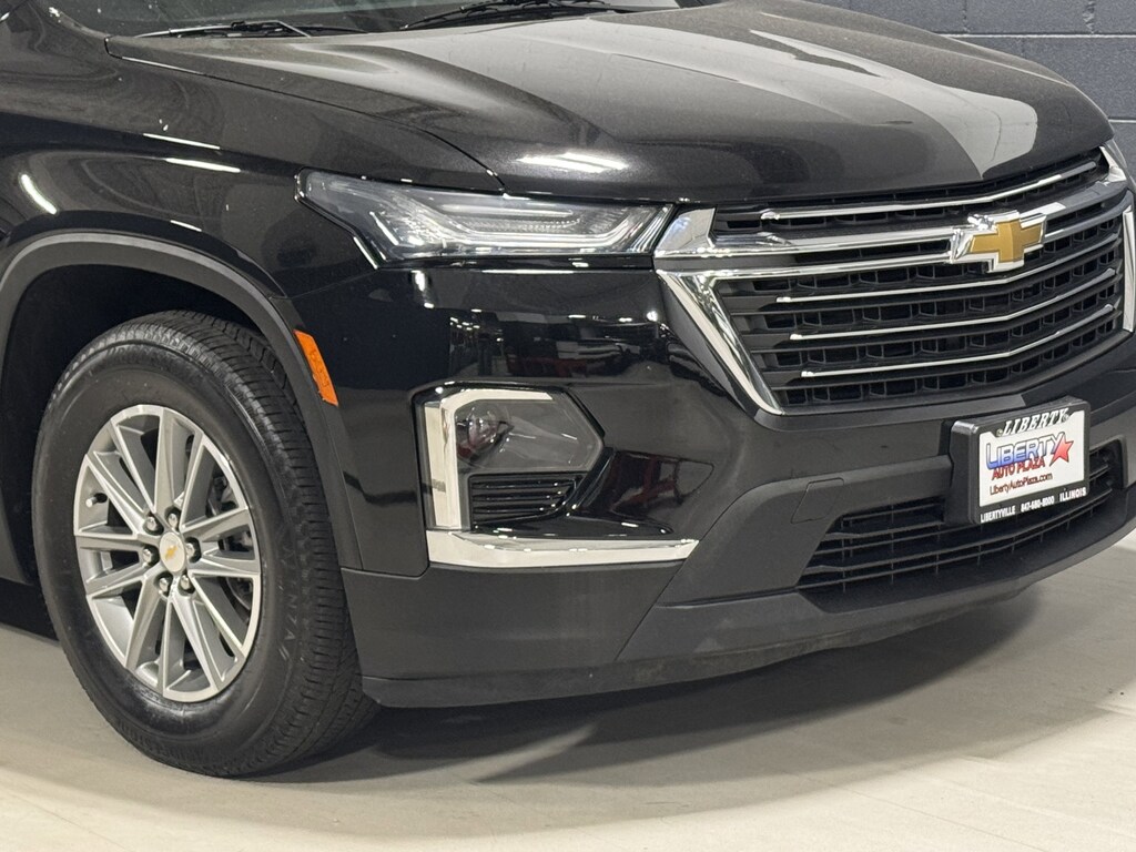 Used 2023 Chevrolet Traverse LT Cloth w/1LT SUV