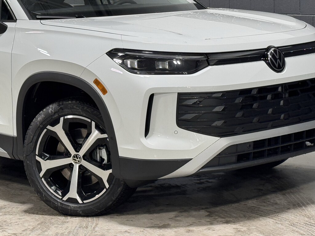 New 2026 Volkswagen Tiguan 2.0T SE 2.0T SE 4MOTION