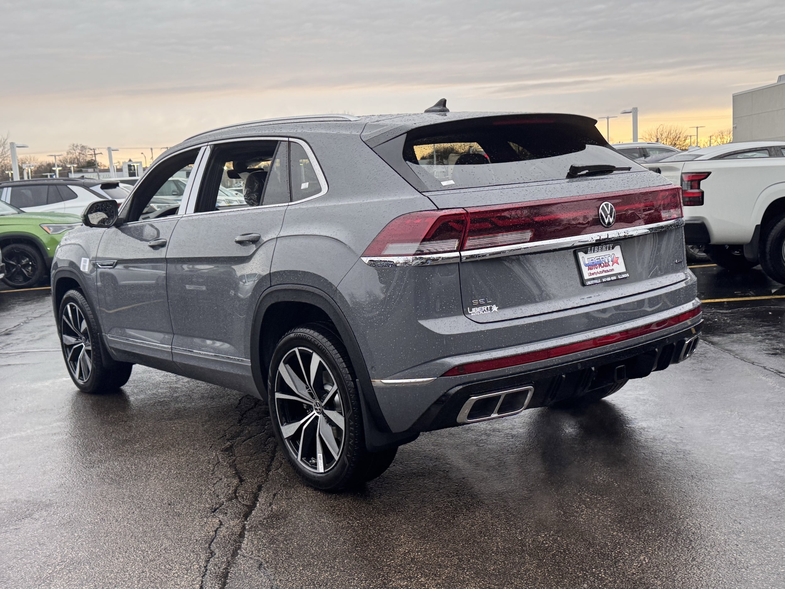 2026 Volkswagen Atlas Cross Sport SEL Premium R-LINE - Photo 22
