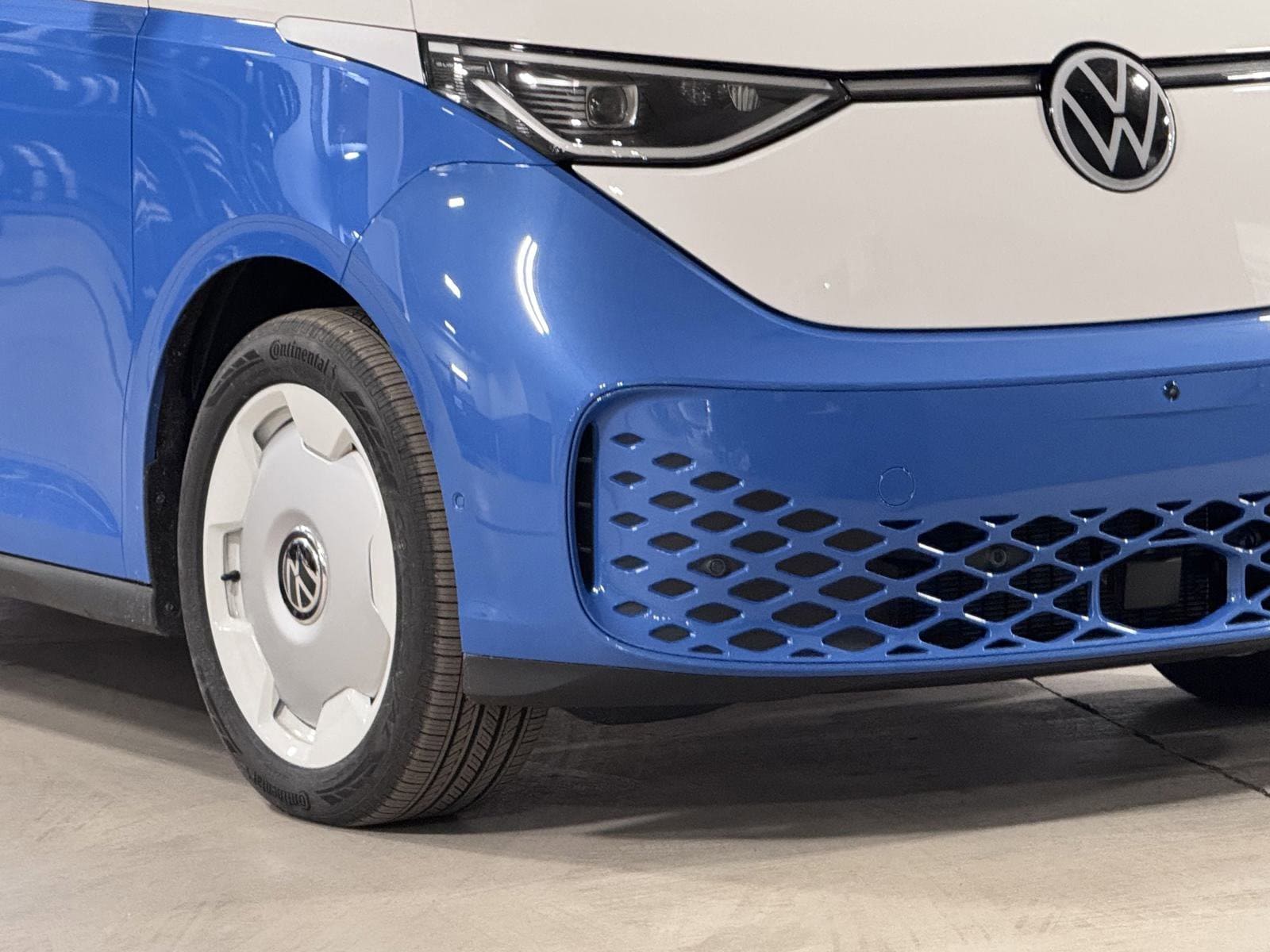 2025 Volkswagen ID. Buzz photo 3