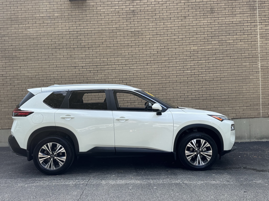 Used 2023 Nissan Rogue SV SUV
