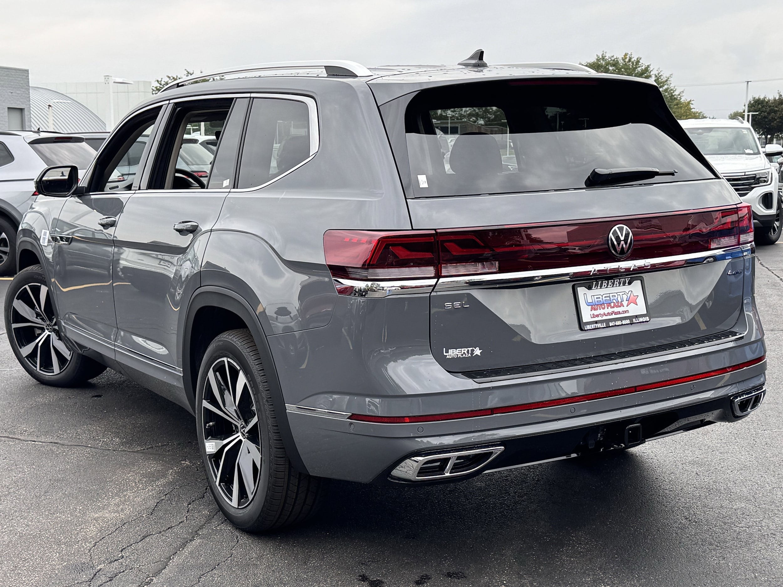 2026 Volkswagen Atlas SEL Premium R-Line - Photo 28